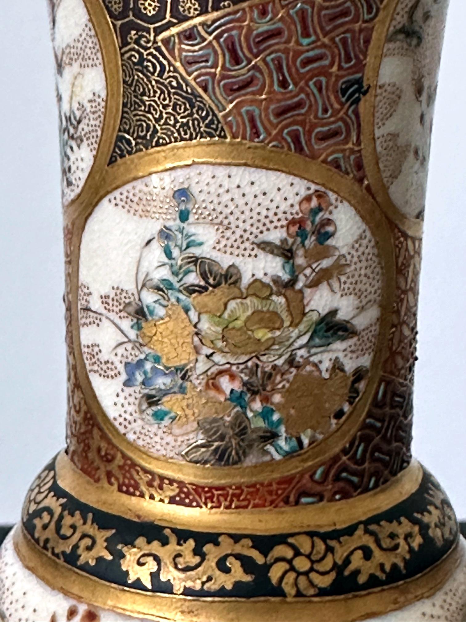 Fine Trumpet Satsuma Vase by Taizan Yohei For Sale 4