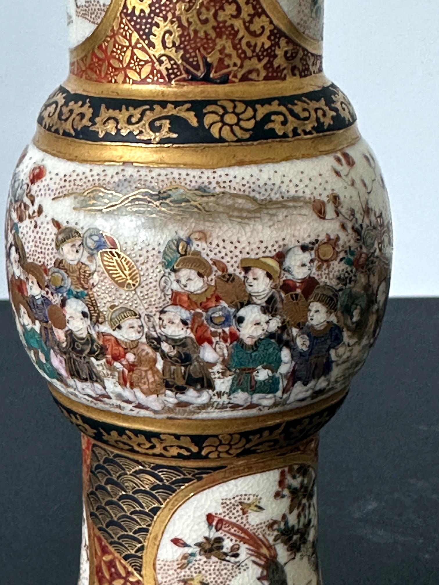 Fine Trumpet Satsuma Vase by Taizan Yohei For Sale 8