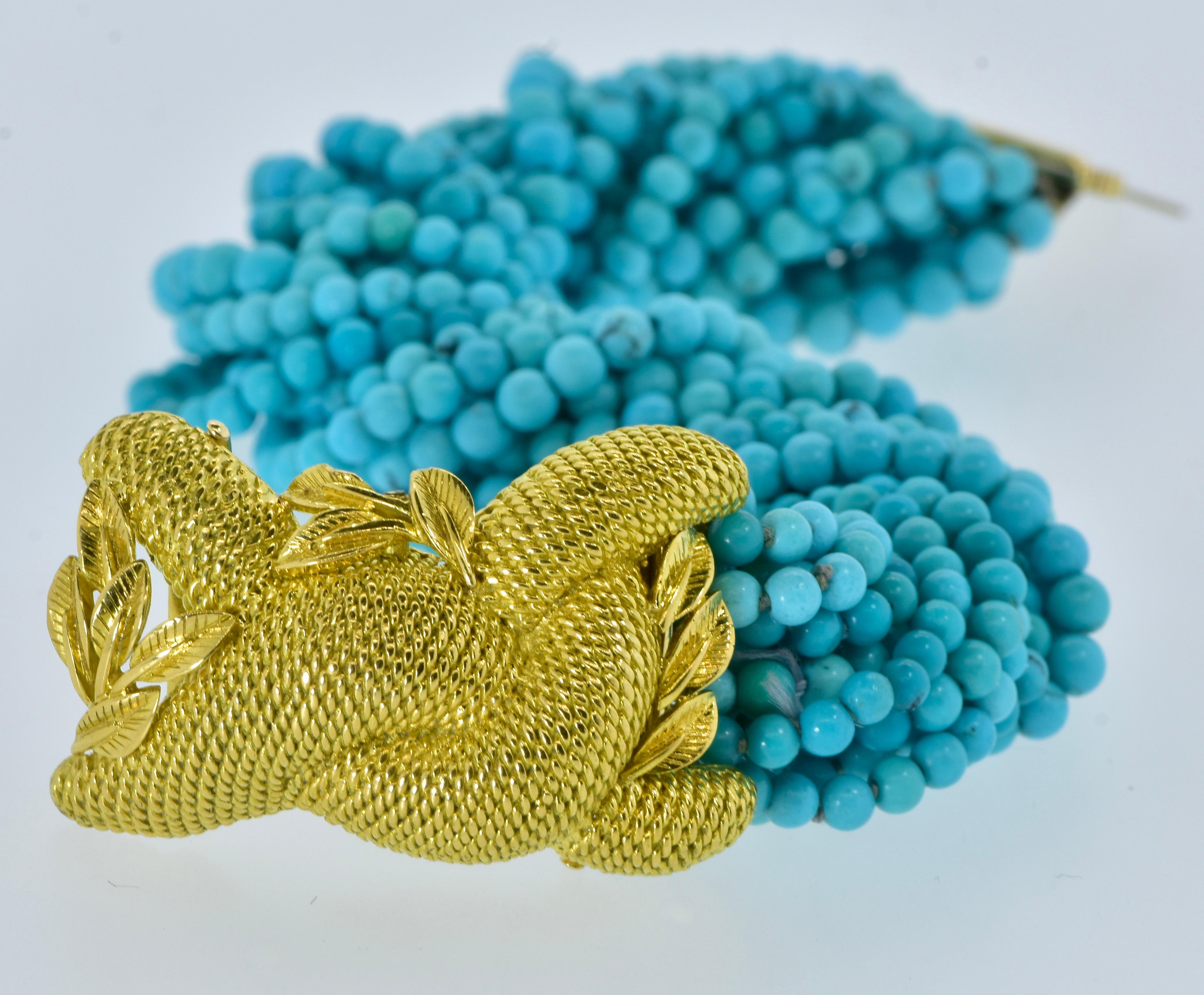 Fine Turquoise Bead Torsade Bracelet Centering an 18K High Relief Clasp, c. 1965 For Sale 10