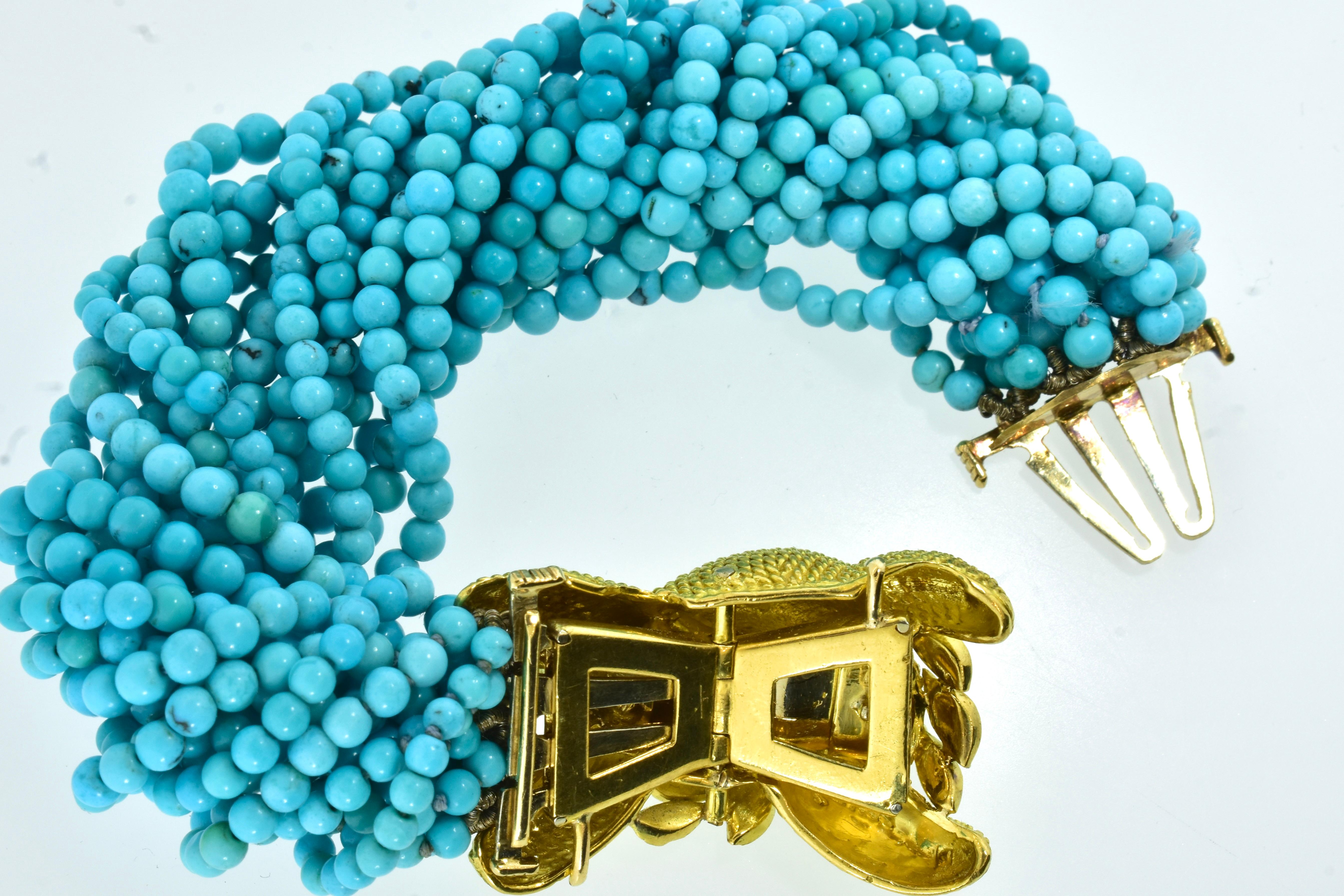 Fine Turquoise Bead Torsade Bracelet Centering an 18K High Relief Clasp, c. 1965 For Sale 3