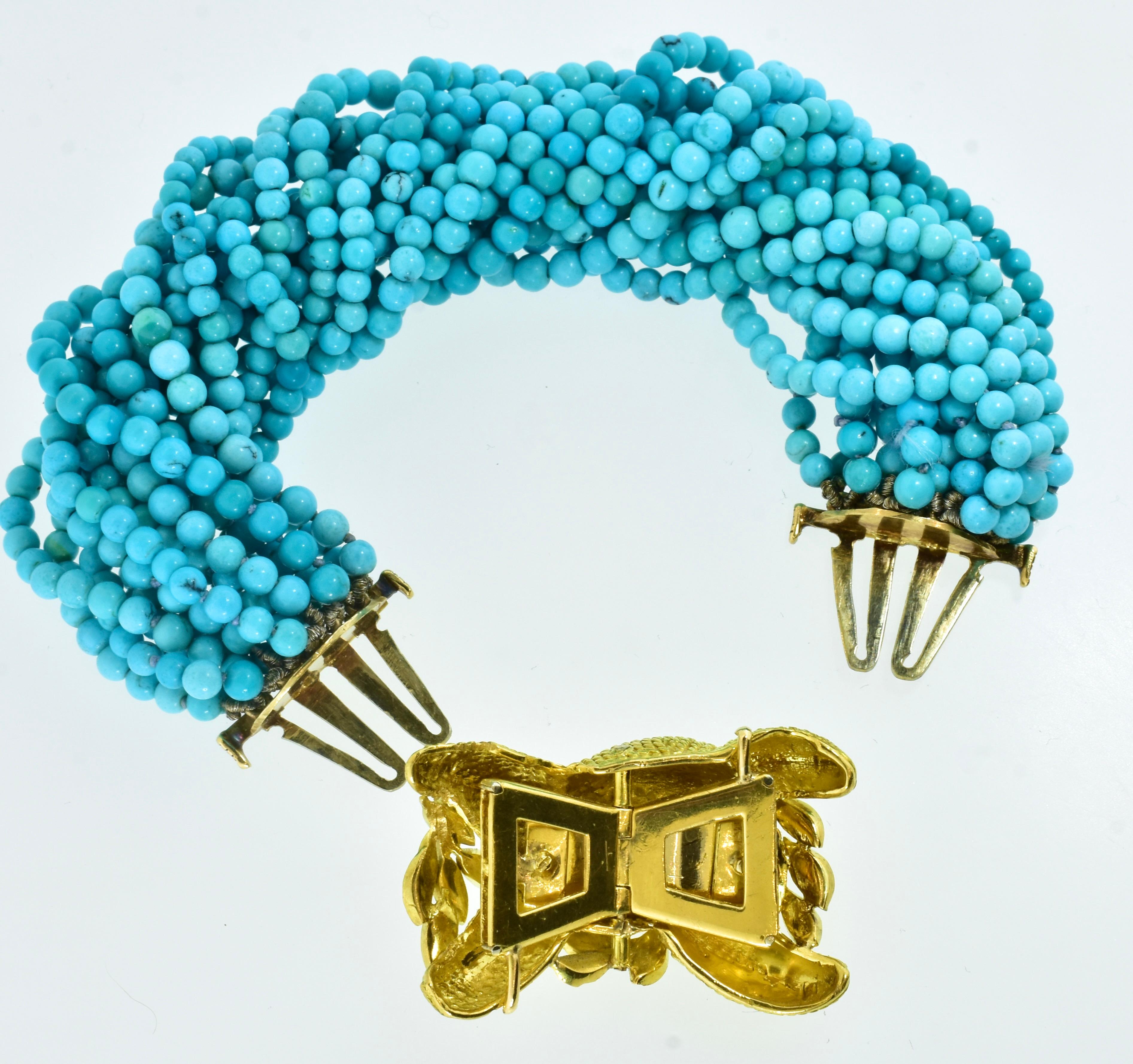 Fine Turquoise Bead Torsade Bracelet Centering an 18K High Relief Clasp, c. 1965 For Sale 4