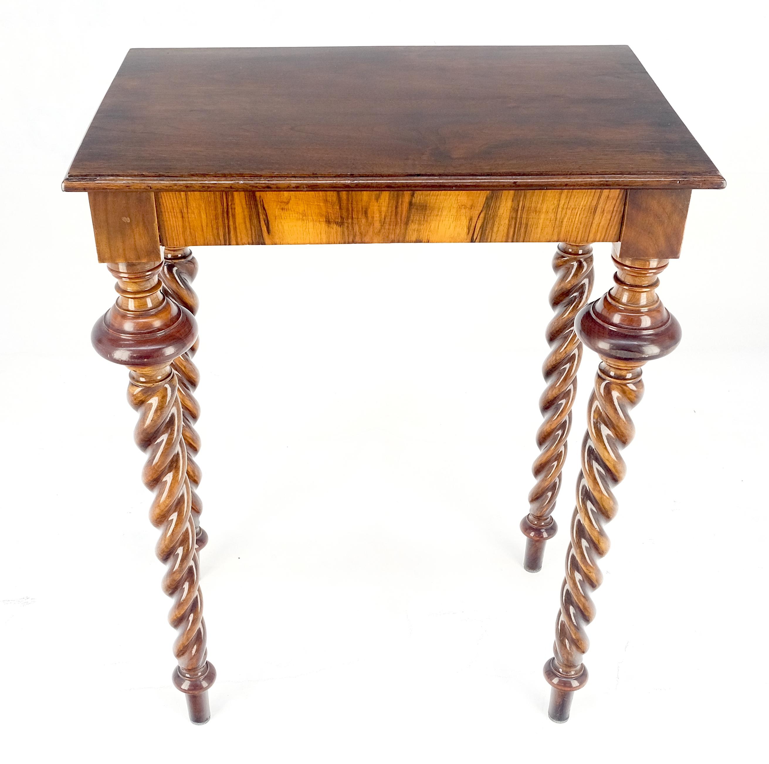American Fine Twisted Rope Carved Turned Solid Rosewood Leg Rectangle Top Lamp Table MINT For Sale