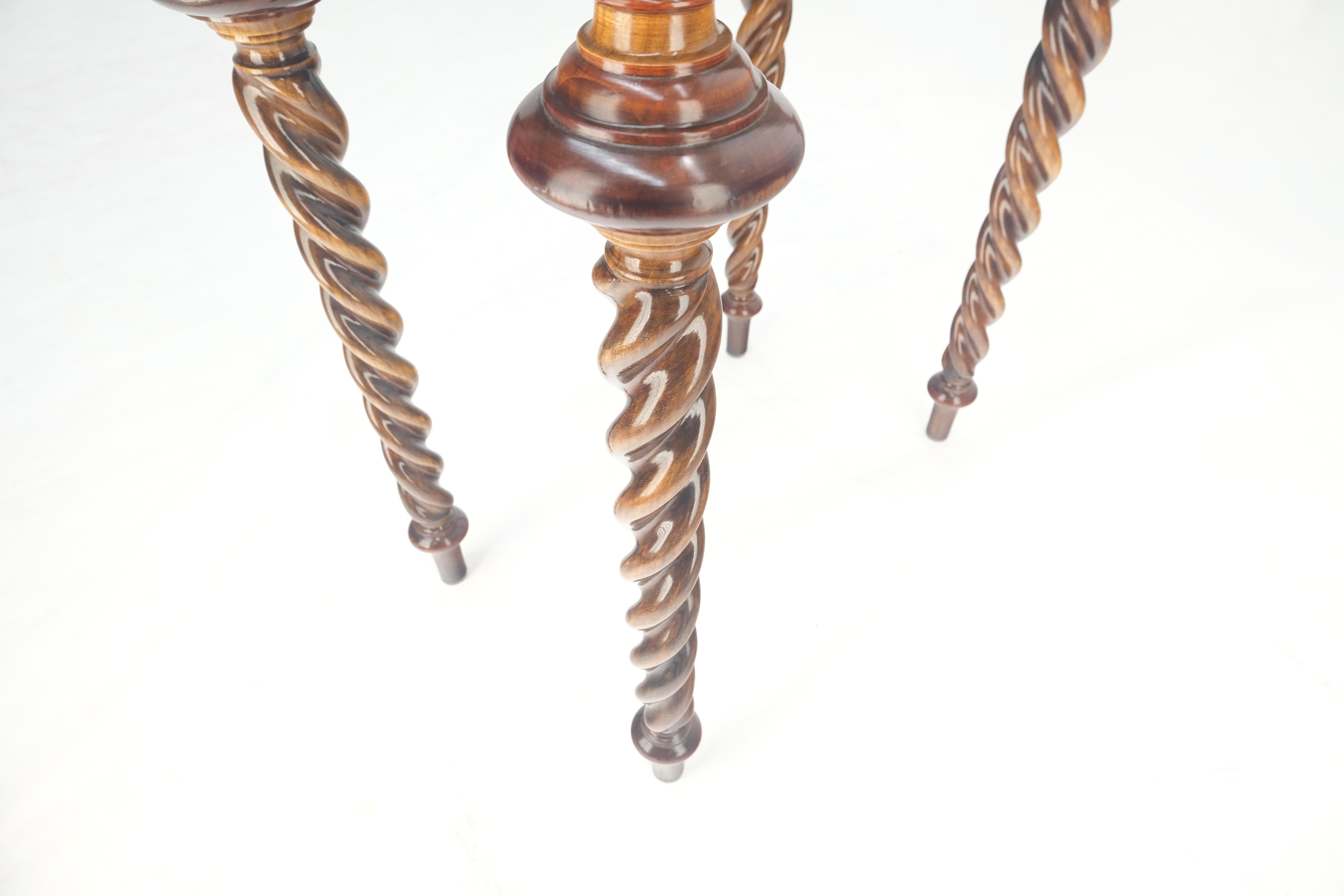 Fine Twisted Rope Carved Turned Solid Rosewood Leg Rectangle Top Lamp Table MINT In Excellent Condition For Sale In Rockaway, NJ