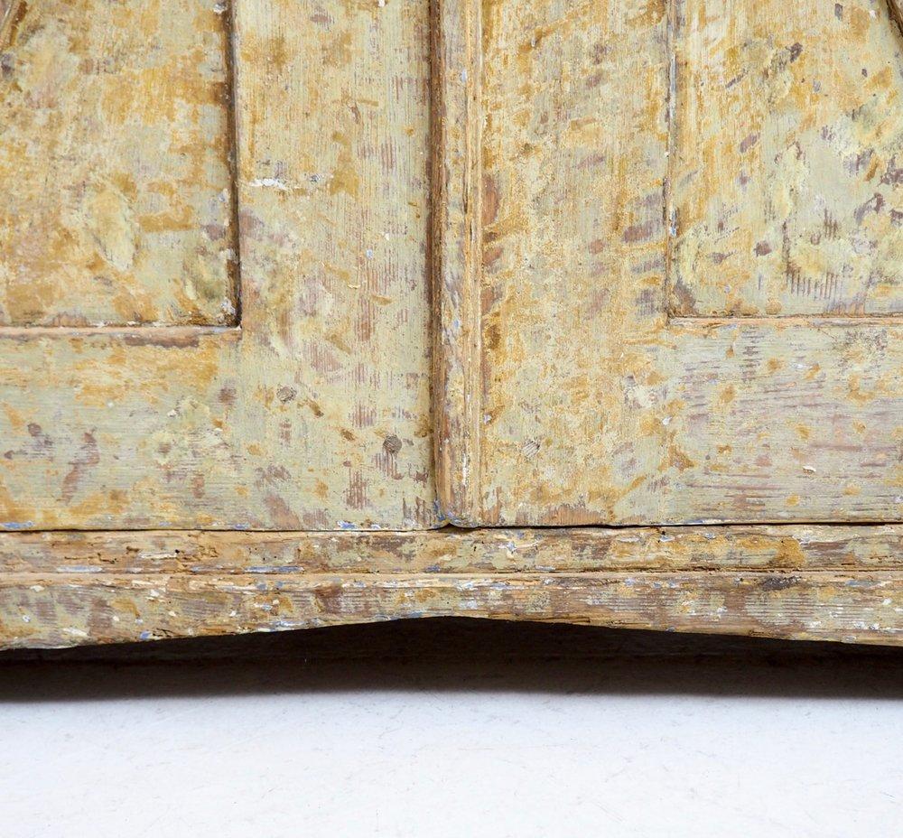 Swedish Fine Two-Doors Sideboard, Scraped Down to Original Paint, circa 1820