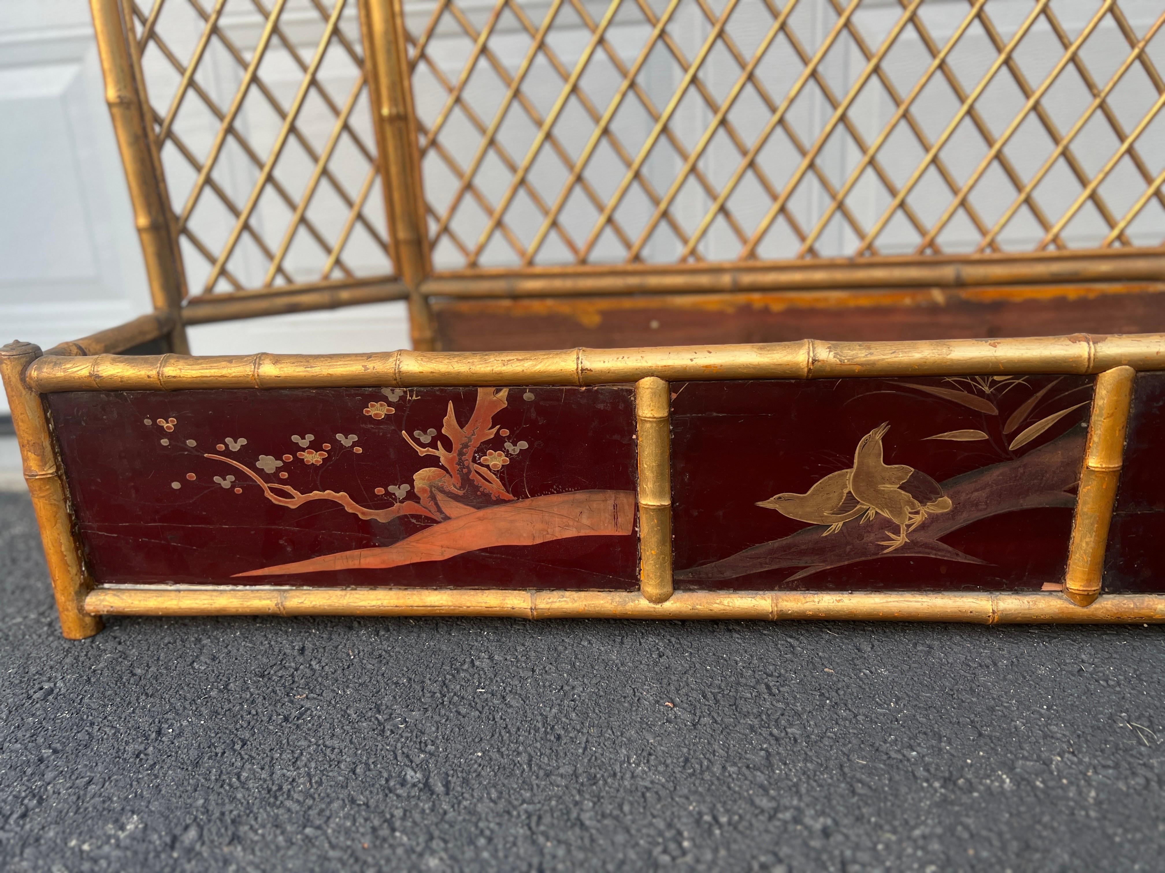 Fine & Unusual 19th Century Chinoiserie Decorated Gilt Bamboo Fire Screen  For Sale 3