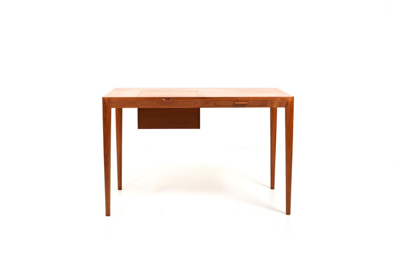 Fine Vanity Table or Desk by Severin Hansen for Haslev 1958 For Sale 1