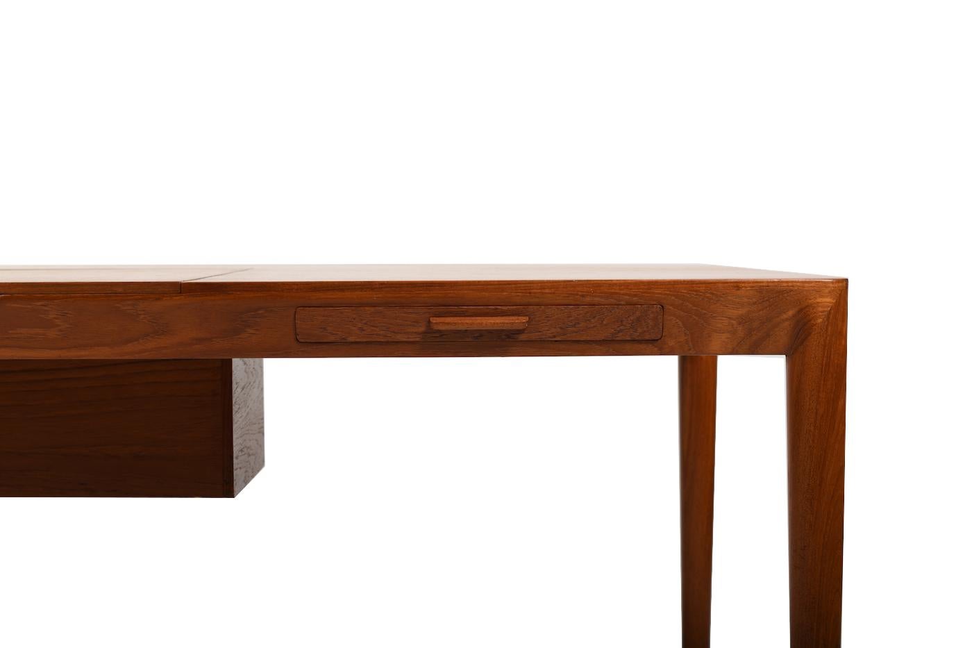 Fine Vanity Table or Desk by Severin Hansen for Haslev 1958 For Sale 2