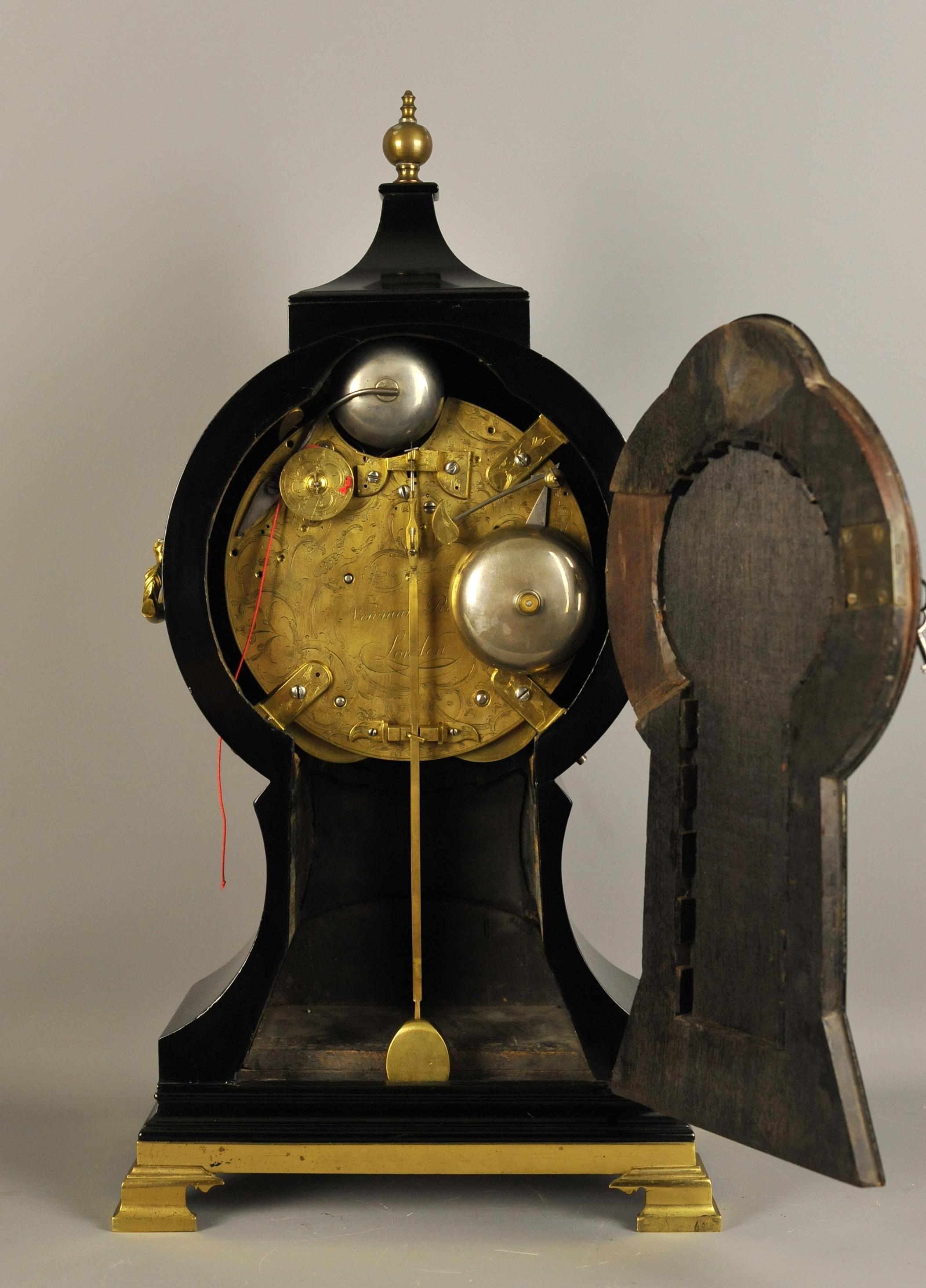18th Century Fine Verge Repeating Balloon Clock, Newman Peachy, London For Sale