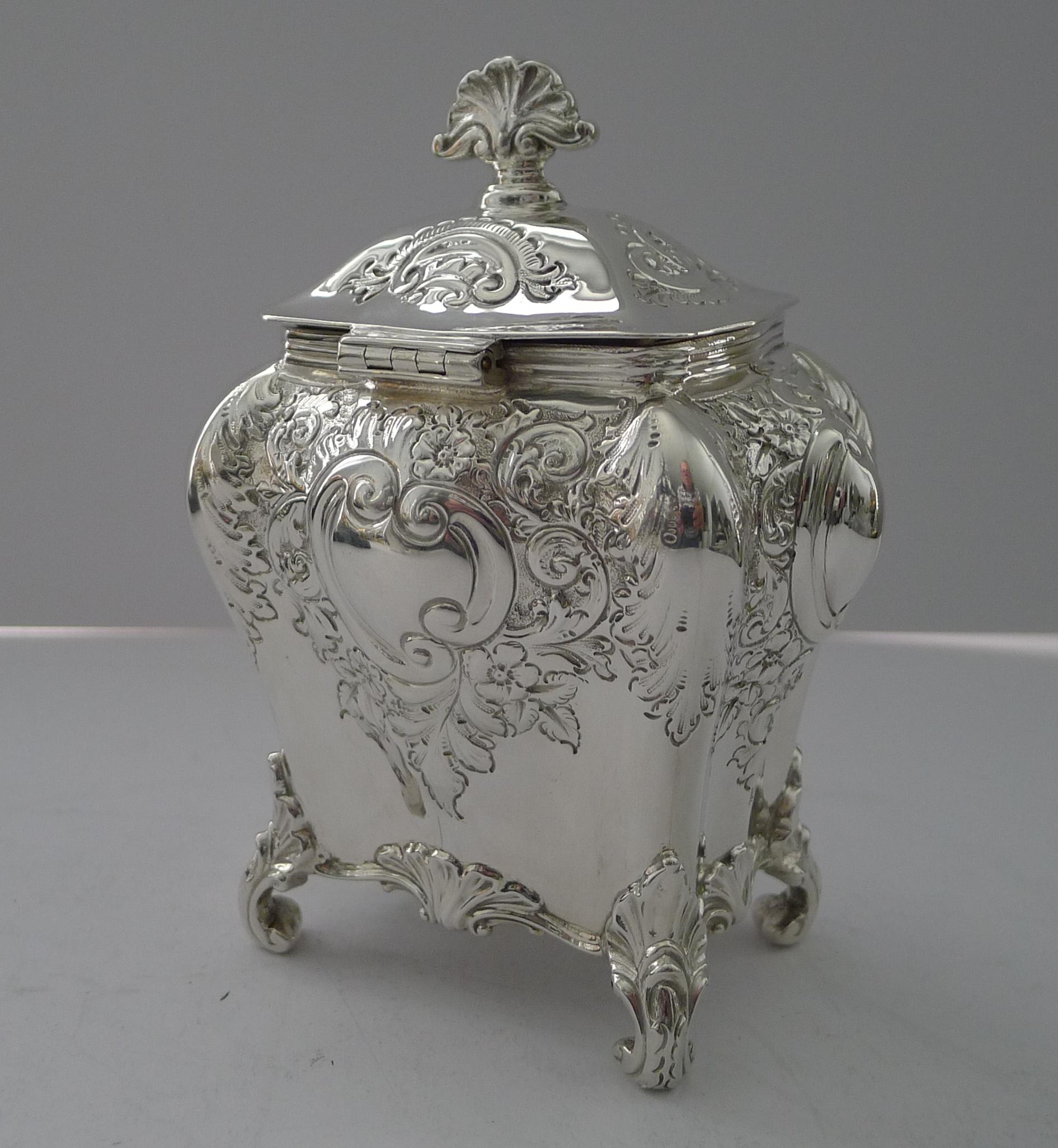 Feine viktorianische Englisch massiv / Sterling Silber Tea Caddy - 1896 im Angebot 3