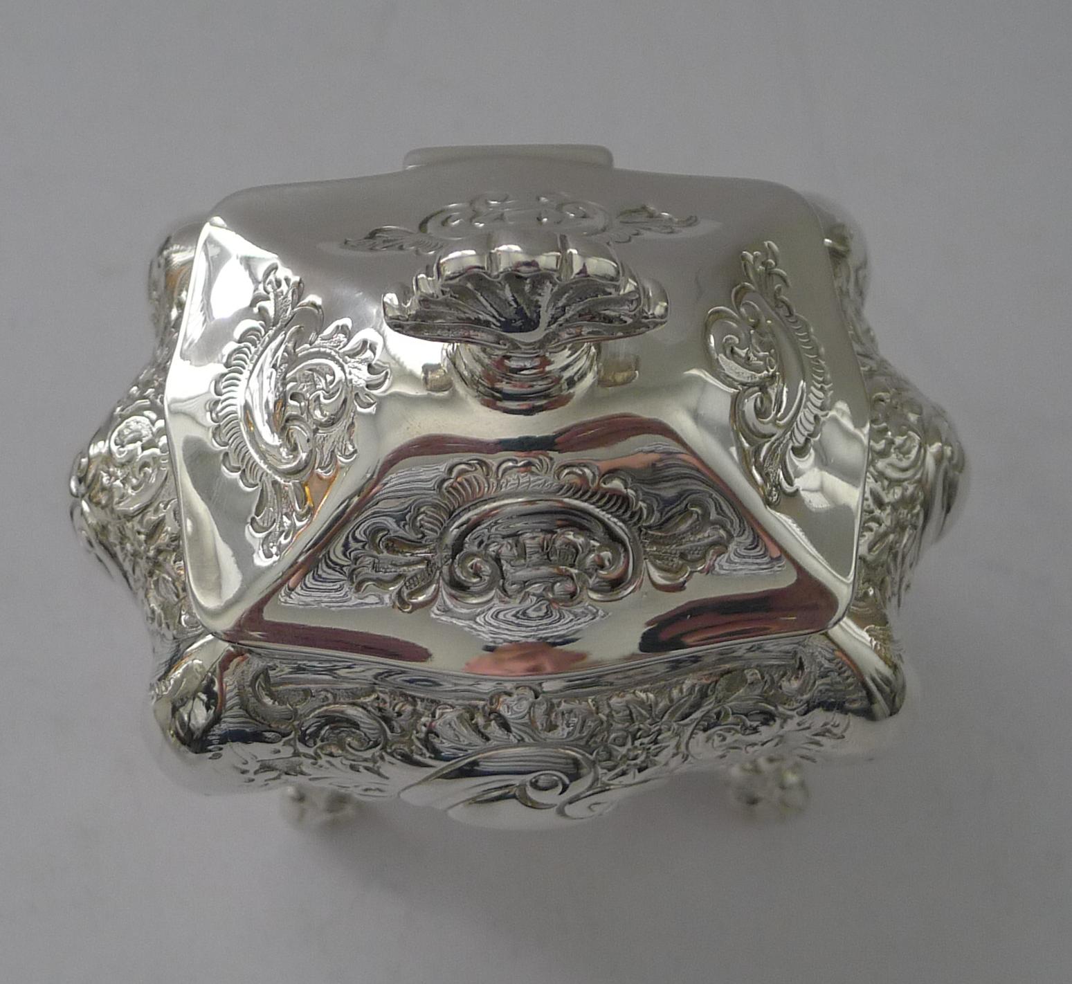 Feine viktorianische Englisch massiv / Sterling Silber Tea Caddy - 1896 im Angebot 5