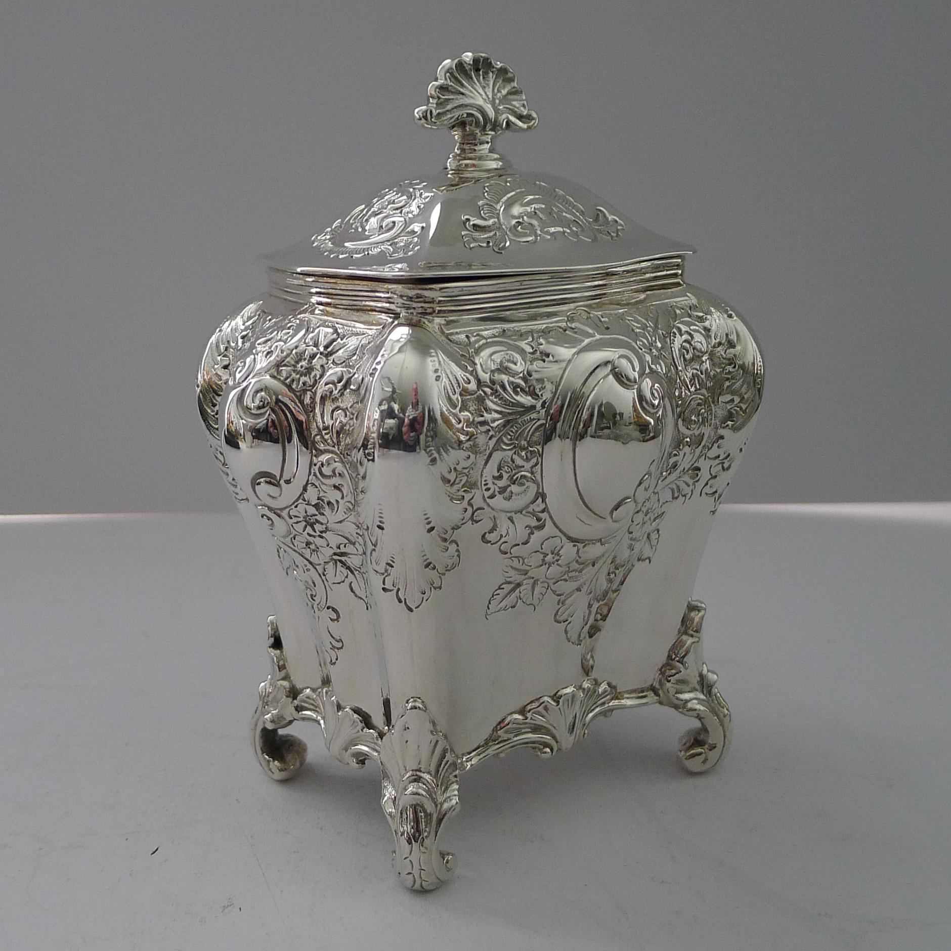 Feine viktorianische Englisch massiv / Sterling Silber Tea Caddy - 1896 im Angebot 1