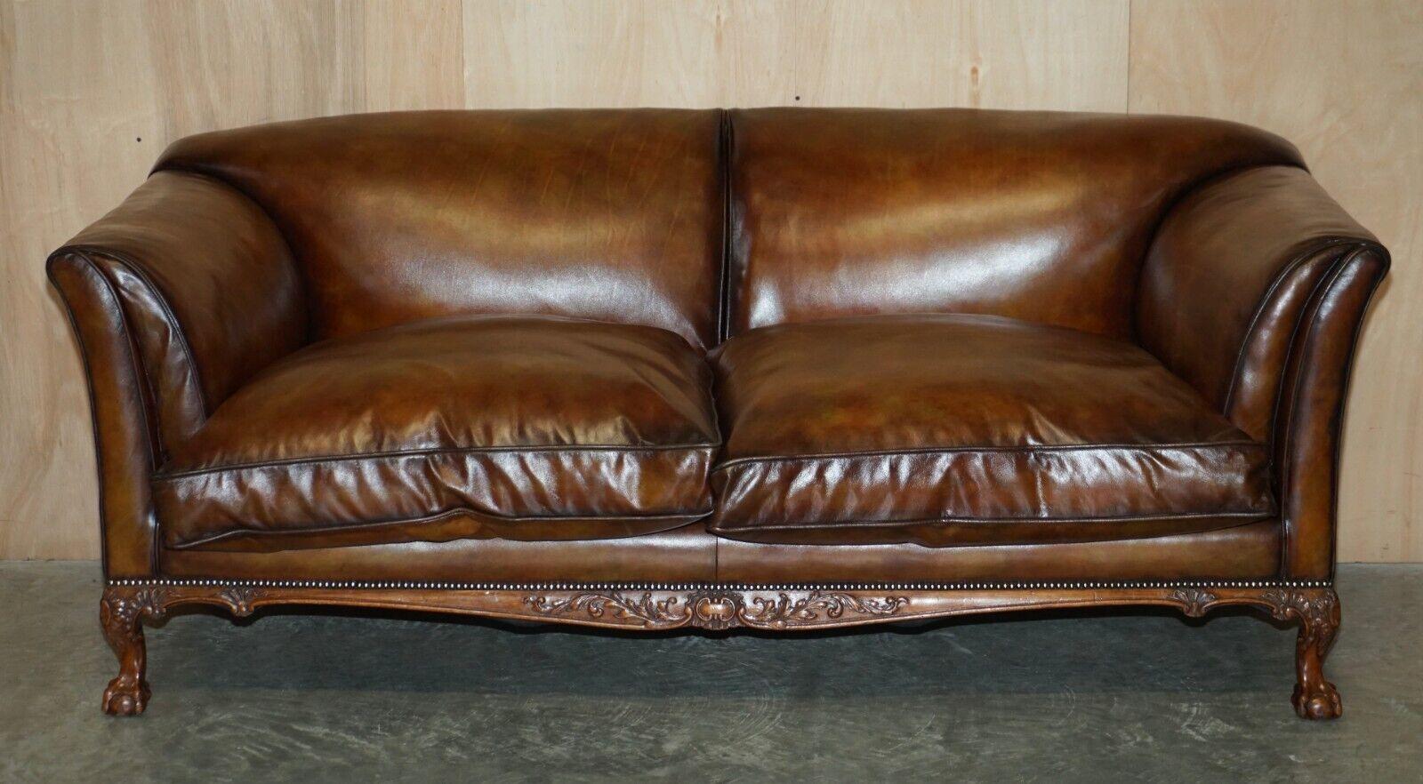 We are delighted to offer for sale this very fine, fully restored Howard & Son’s Berners Street London, large Baring sofa upholstered with new Fully Aniline cattle hide leather with hand carved Claw & Ball feet

This is pretty much the finest sofa