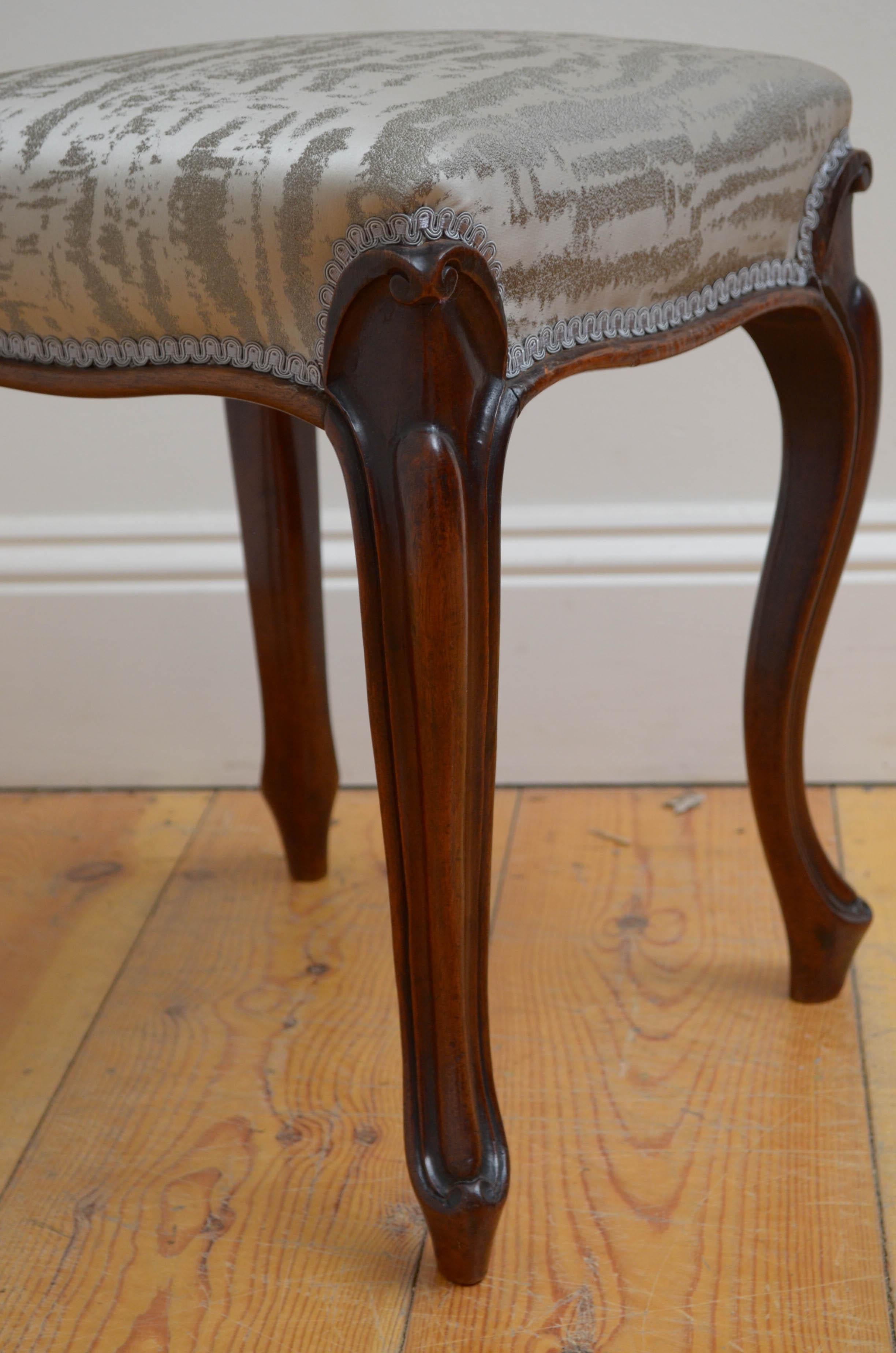 English Fine Victorian Mahogany Dressing Table Stool For Sale