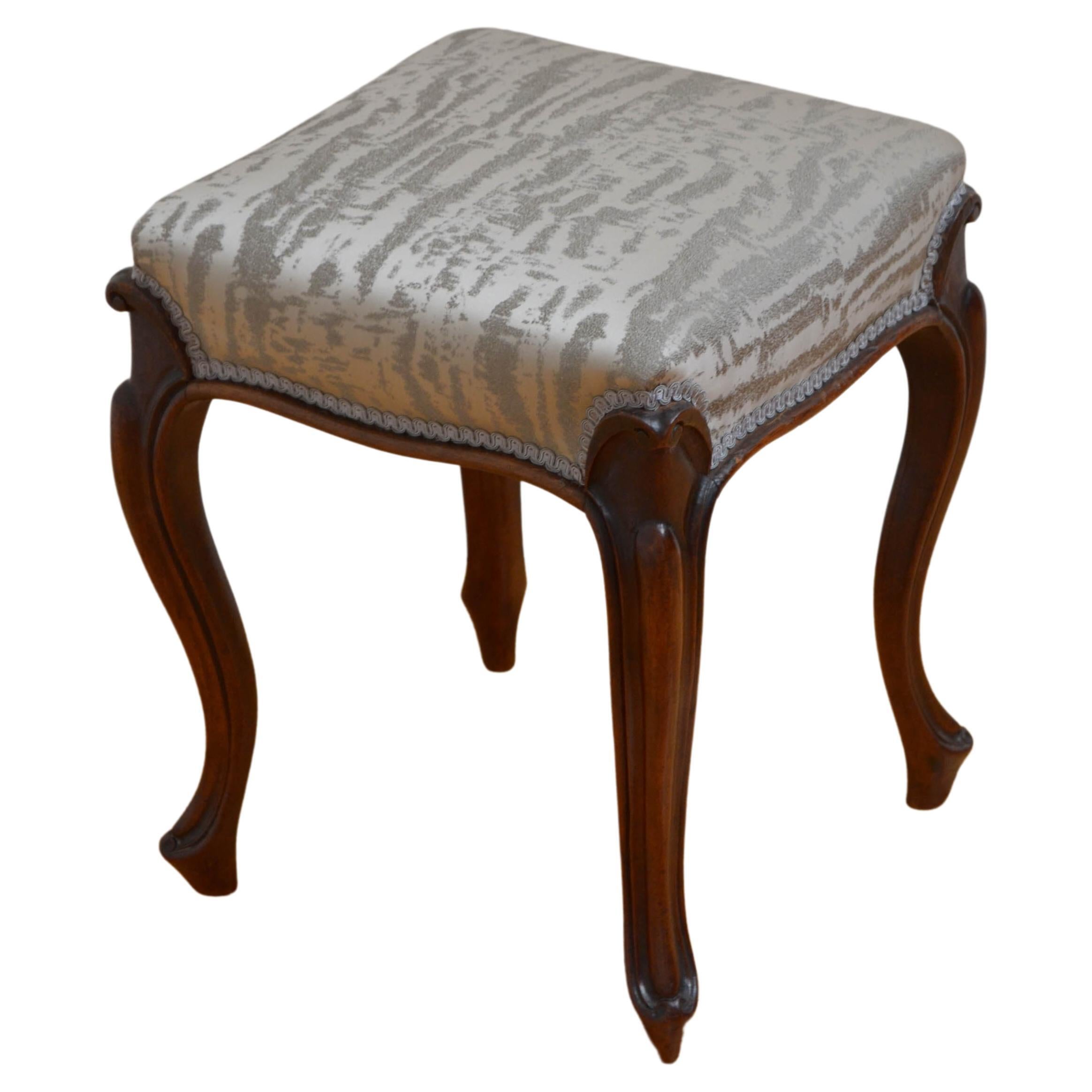 Fine Victorian Mahogany Dressing Table Stool