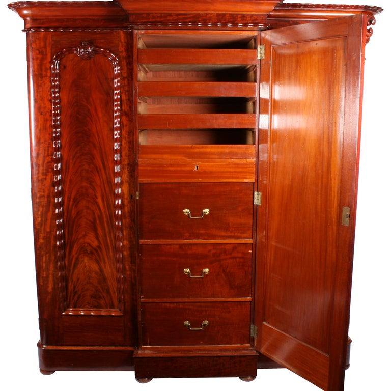 Fine Victorian Mahogany Wardrobe For Sale at 1stDibs