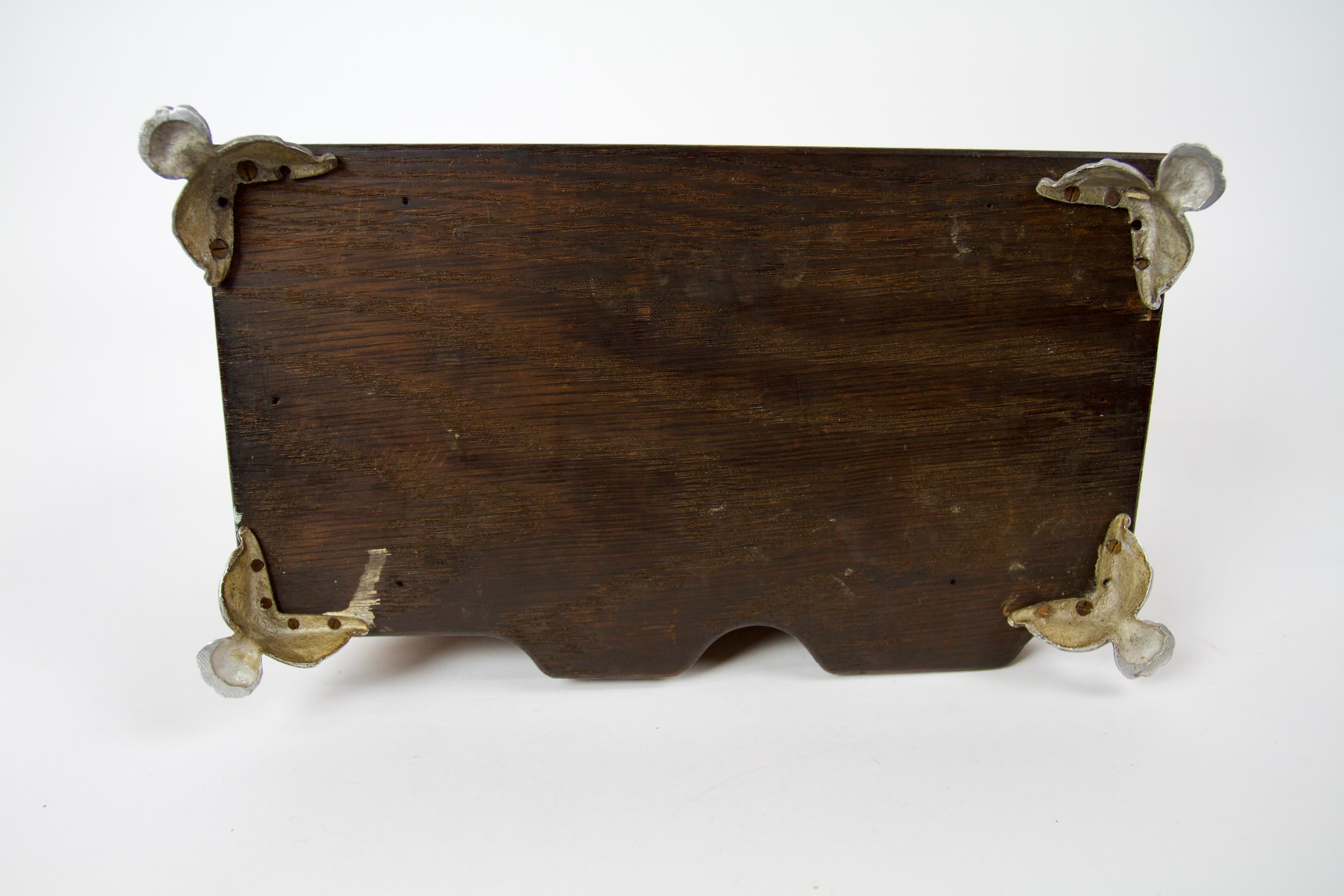 Fine Victorian oak & carved oven range cigar box For Sale 1