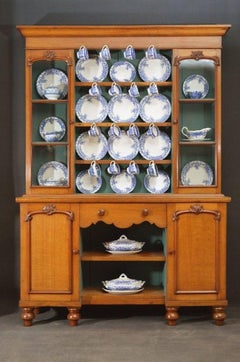 Fine Victorian Oak Dresser