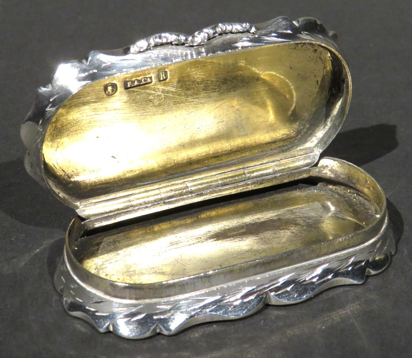 19th Century A Fine & Rare Sterling Silver Snuff Box Made For The  Great Exhibition of 1851 For Sale