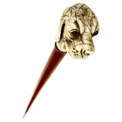 Bâton de marche victorien, poignée en forme de tête de chien sculptée en os ; merisier vers 1880