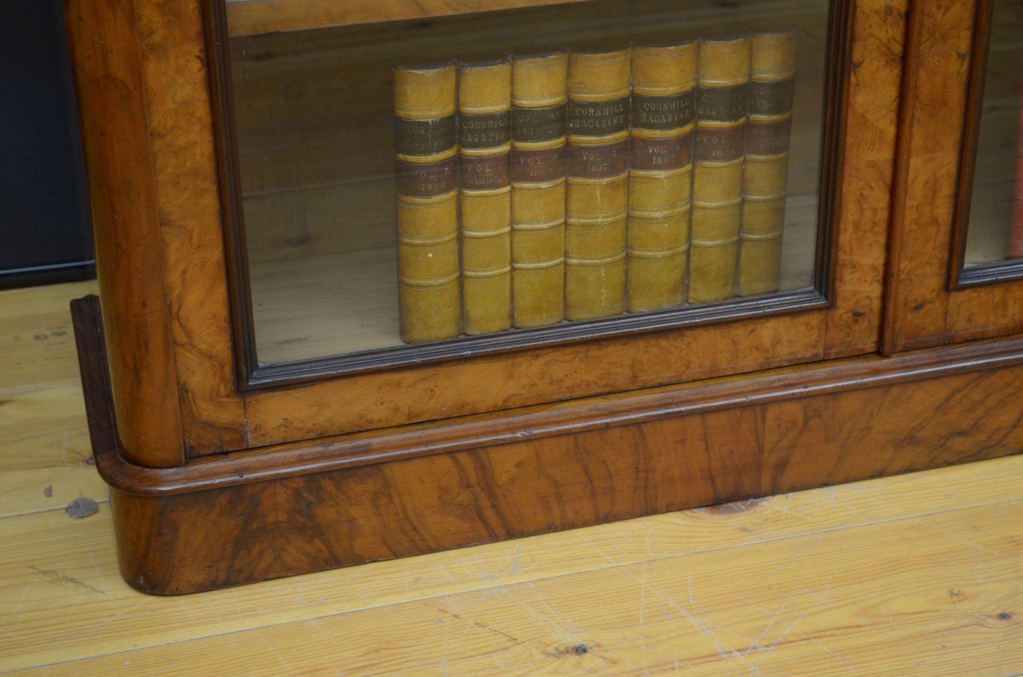 Fine Victorian Walnut Glazed Bookcase 3