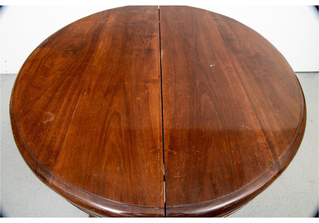 Fine Victorian Walnut Single Pedestal Dining Extension Table for Restoration For Sale 5