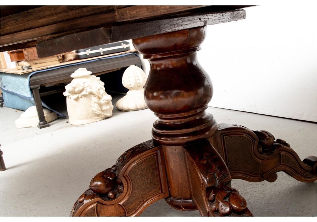 Fine Victorian Walnut Single Pedestal Dining Extension Table for Restoration For Sale 6