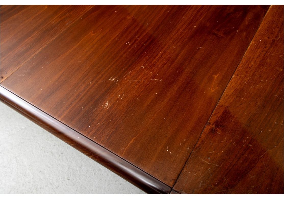 Fine Victorian Walnut Single Pedestal Dining Extension Table for Restoration For Sale 2