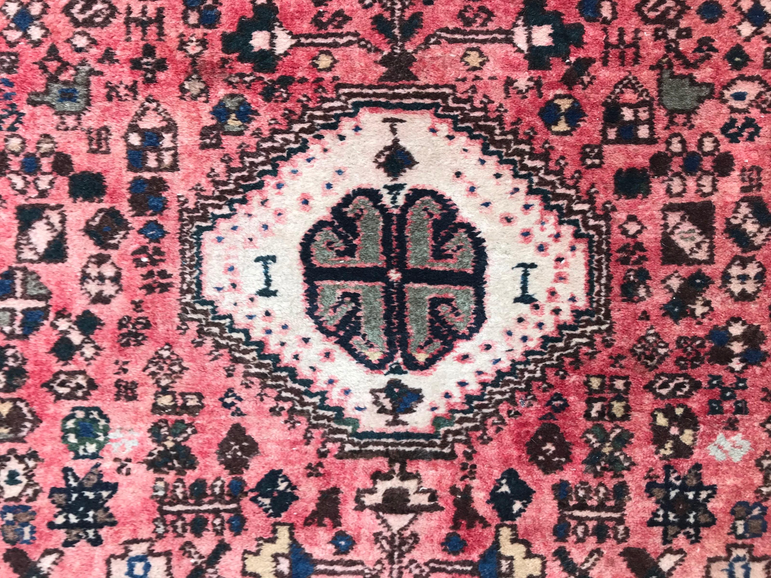 Bobyrug's Fine Vintage Abadeh Läufer im Angebot 3