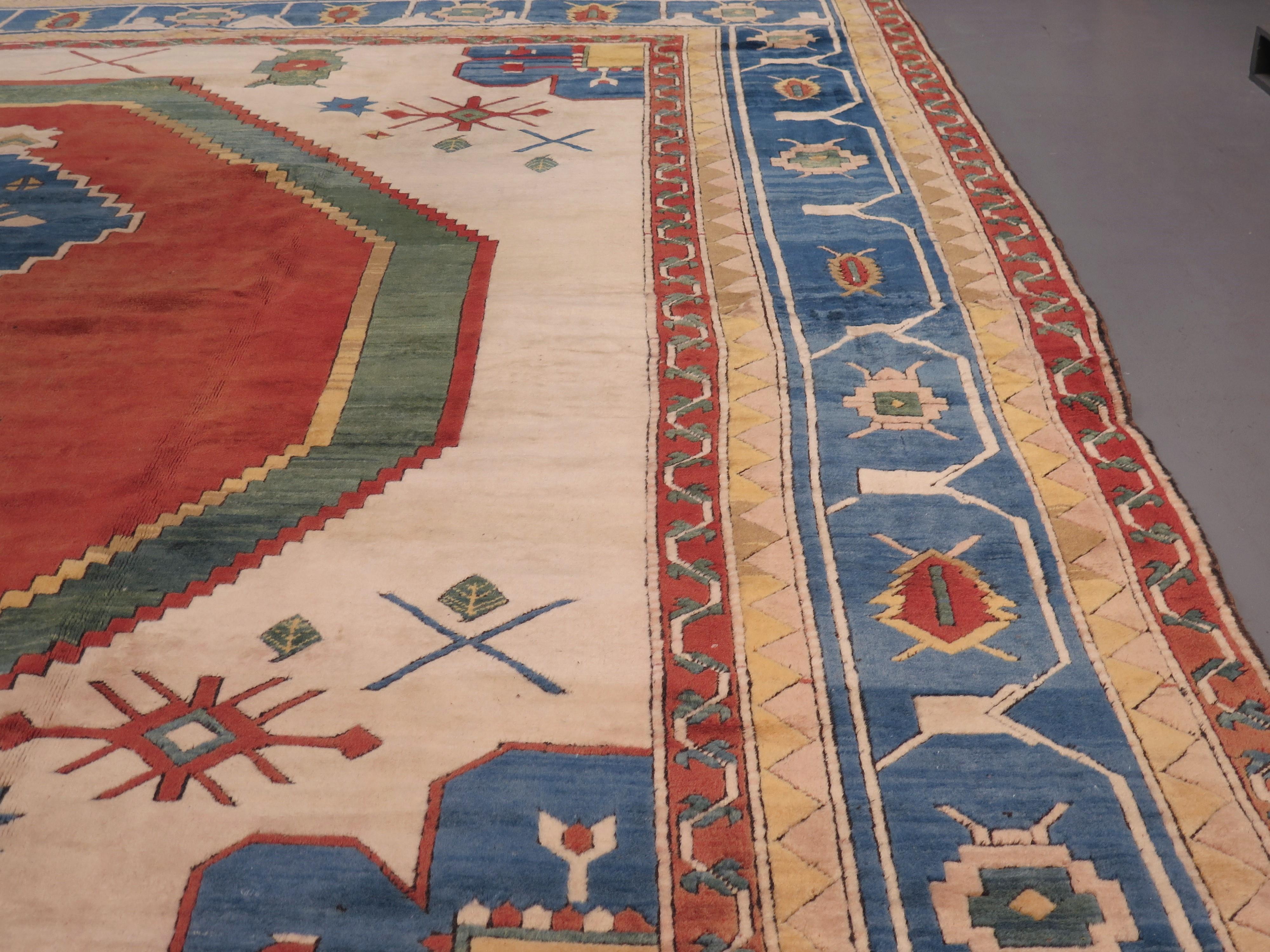 Turkish Fine Vintage Anatolian Carpet, in Serapi Style