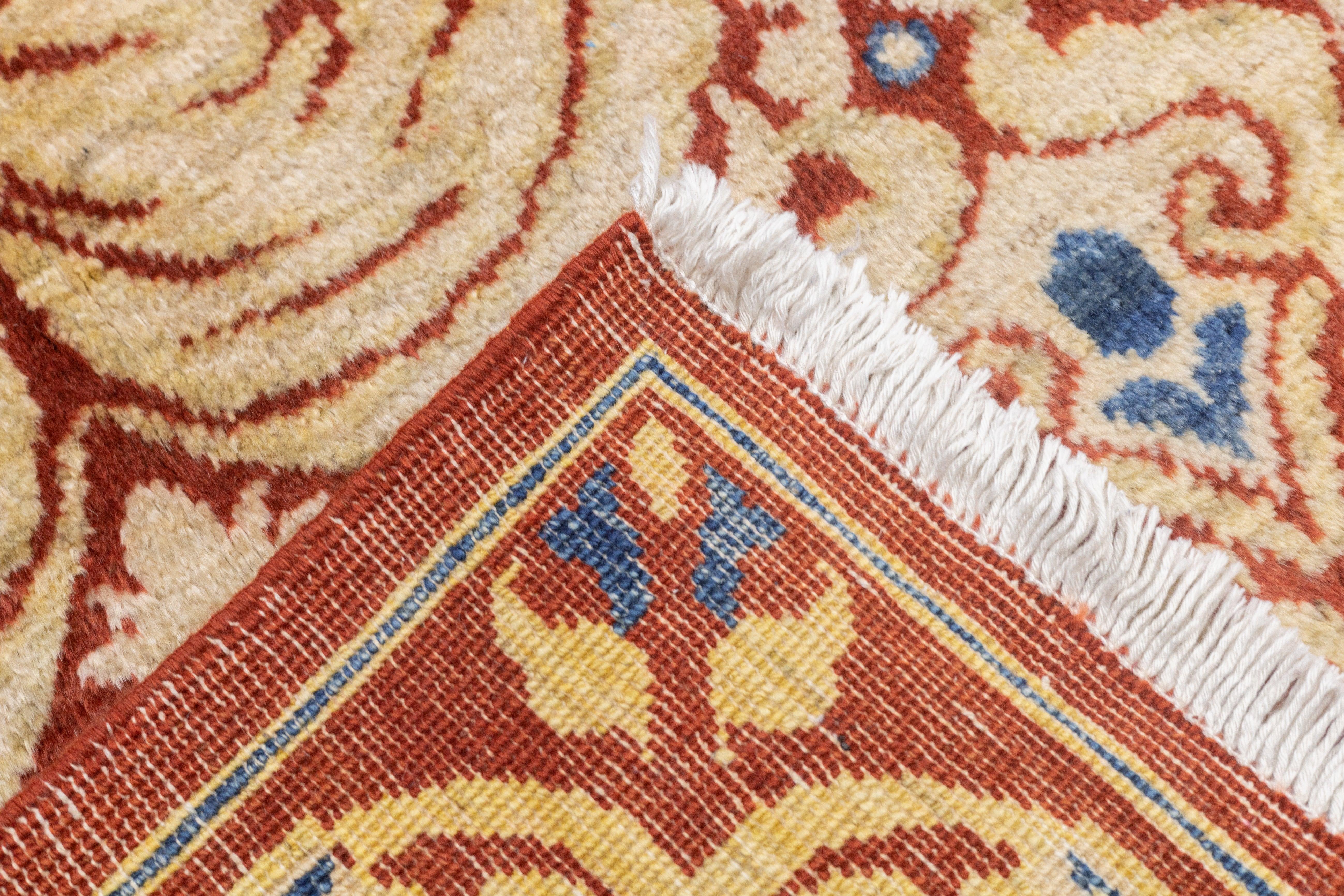 Fine Vintage Art & Craft Design Wool Rug 4'11'' x 6'6'' For Sale 8