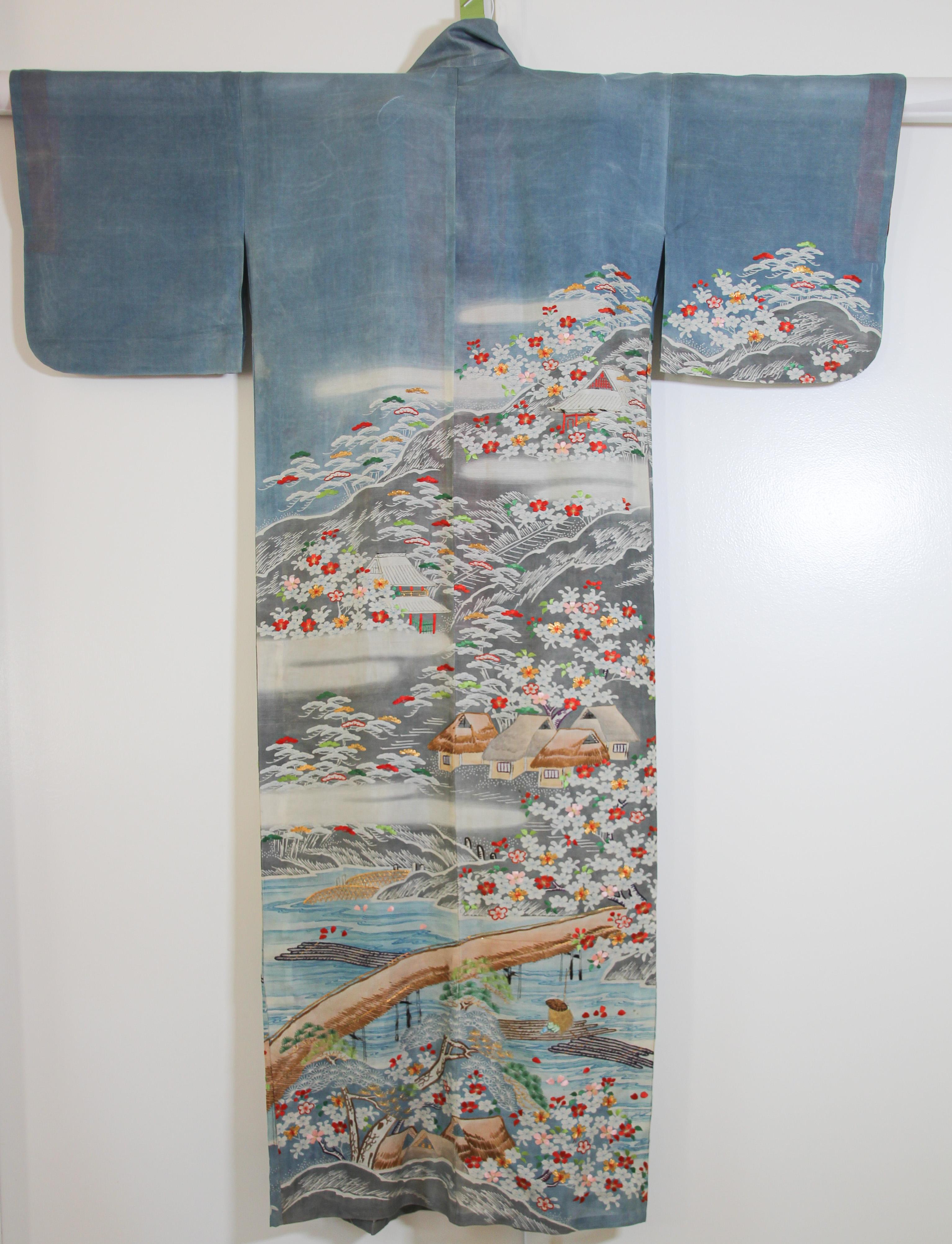 Hand-Crafted Fine Vintage Blue Kuro Tomesode Silk Japanese Kimono