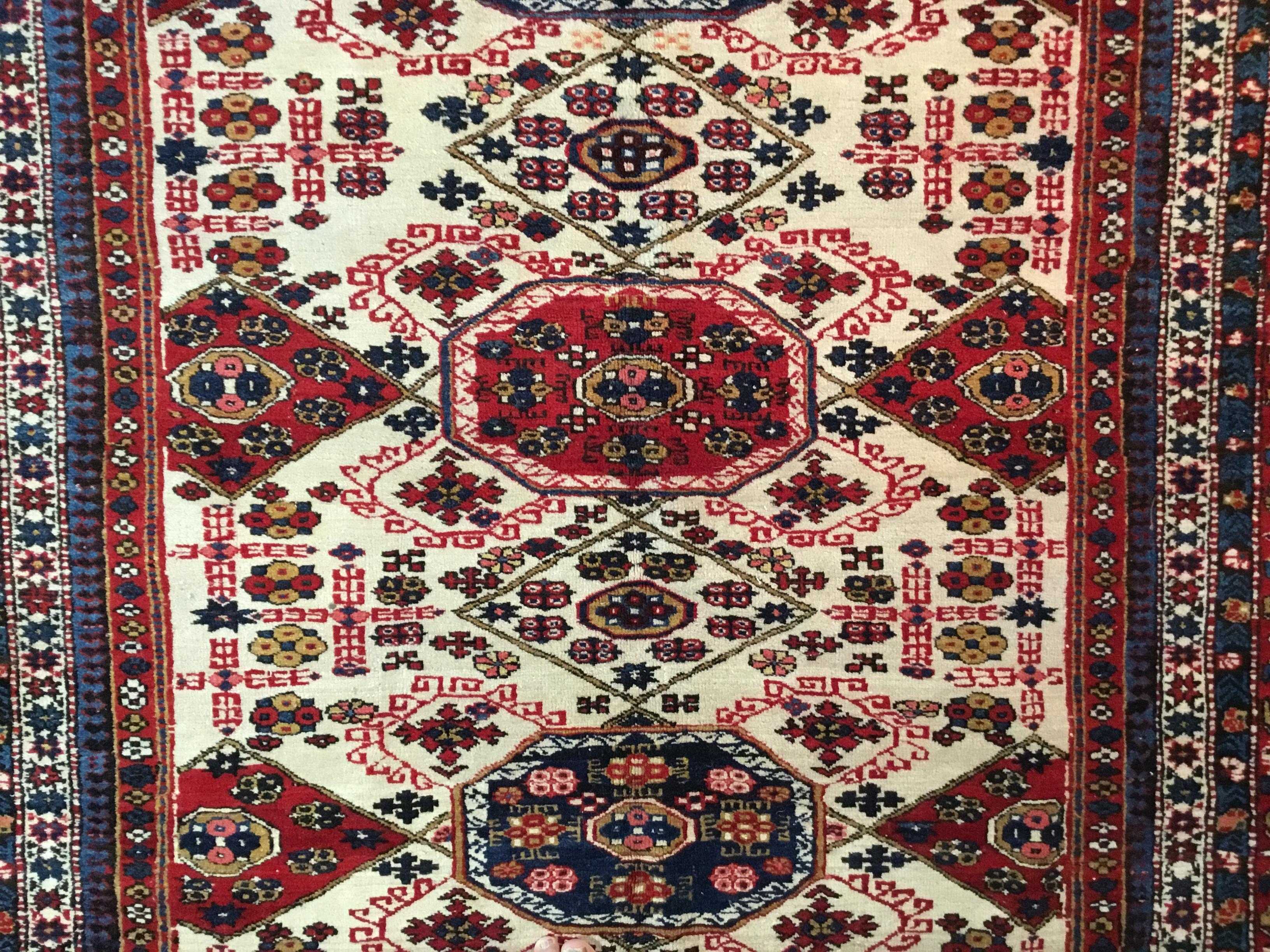 Kaukasischer Perepedil-Teppich im Vintage-Stil im Angebot 8