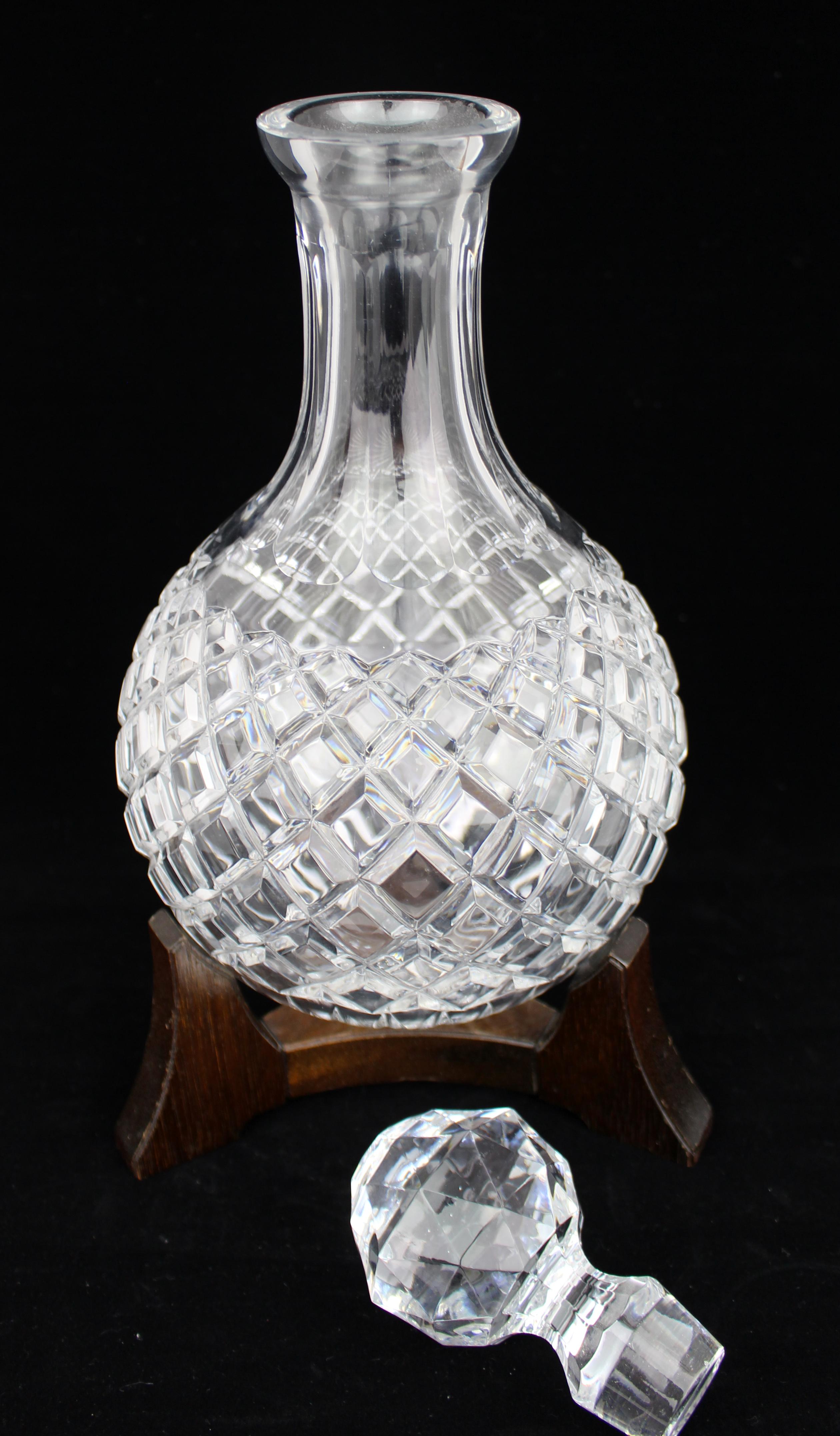 Fine Vintage Crystal Hogget Decanter on Stand For Sale 1