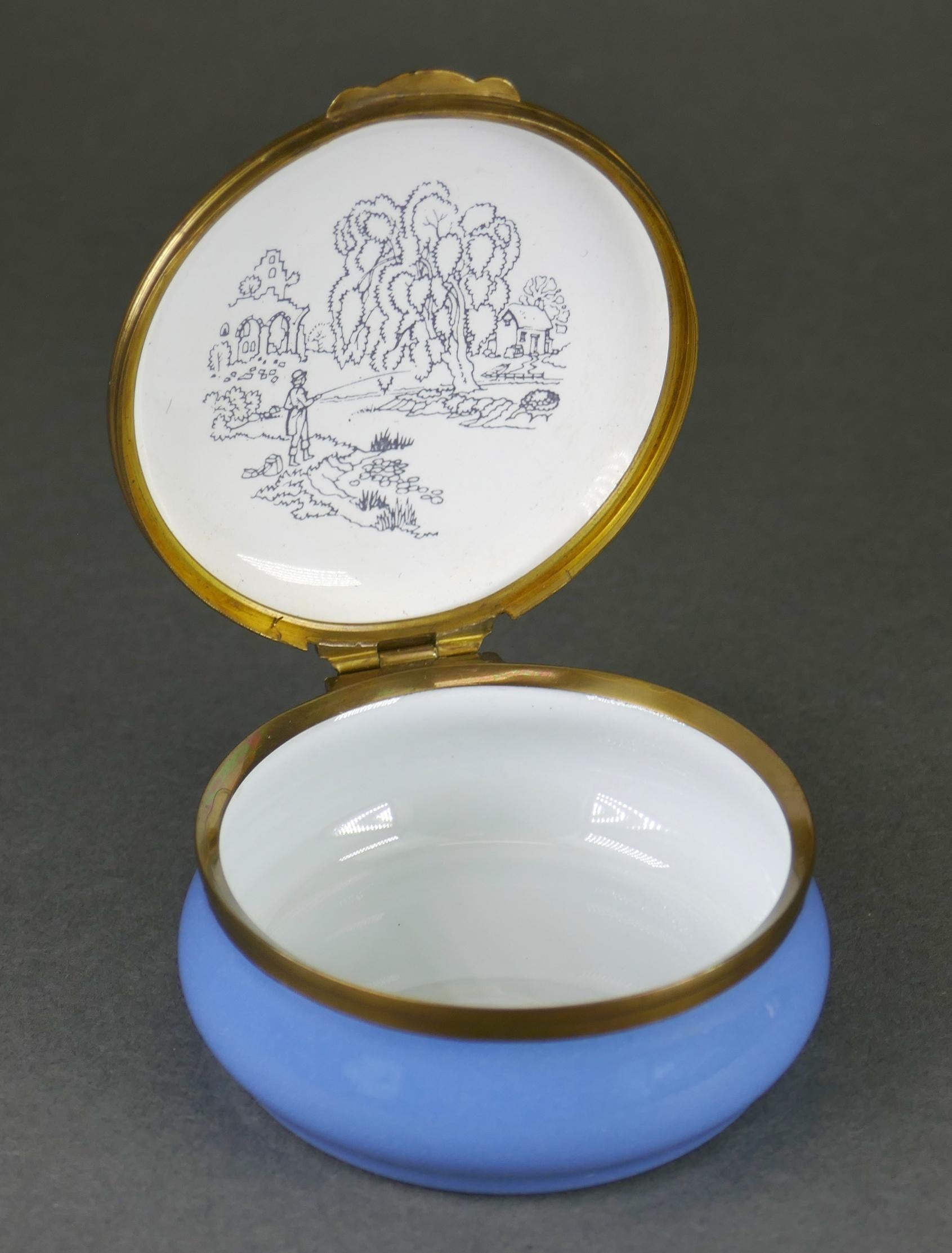 Métal Boîte en émail de Bilston Battersea, scène victorienne de montgolfière en vente