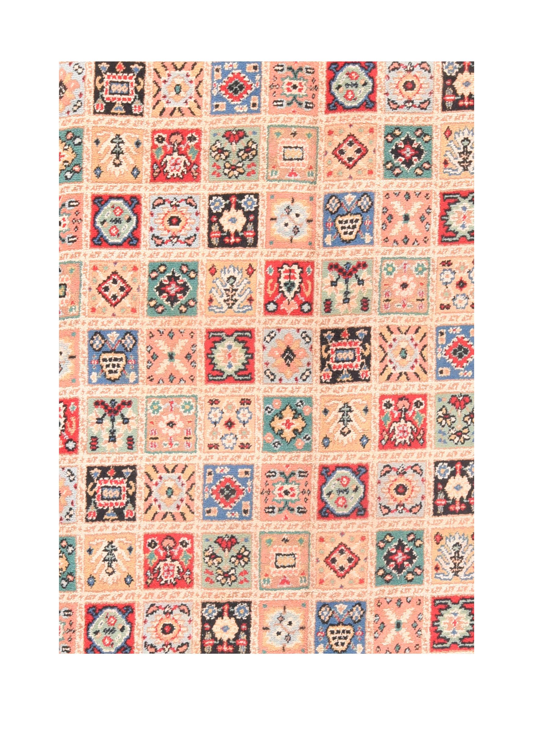 European Teppich im Vintage-Stil 8'3'' x 11'6'' im Zustand „Gut“ im Angebot in New York, NY