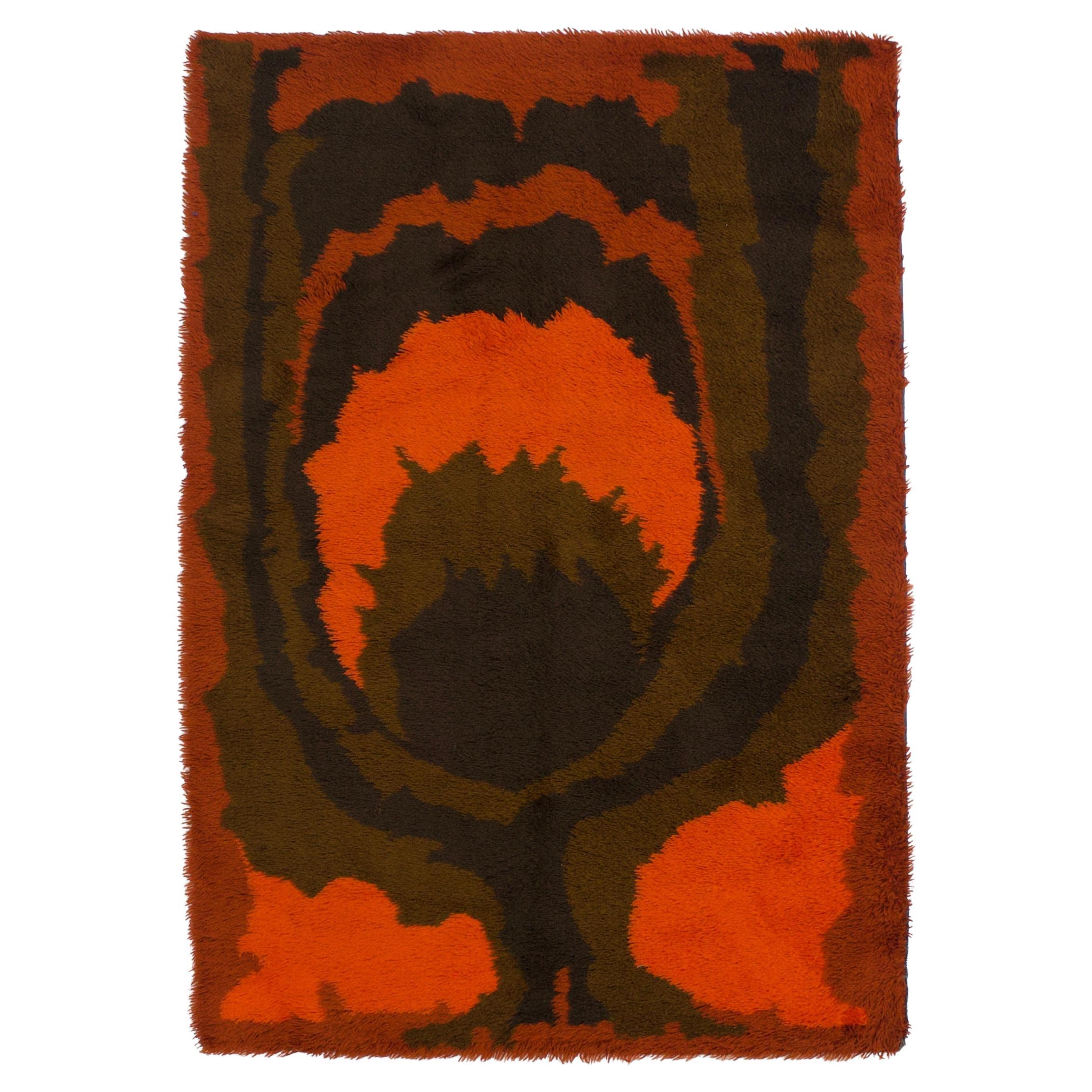Fine Vintage European Wool Rug 4'8" x 6’8"