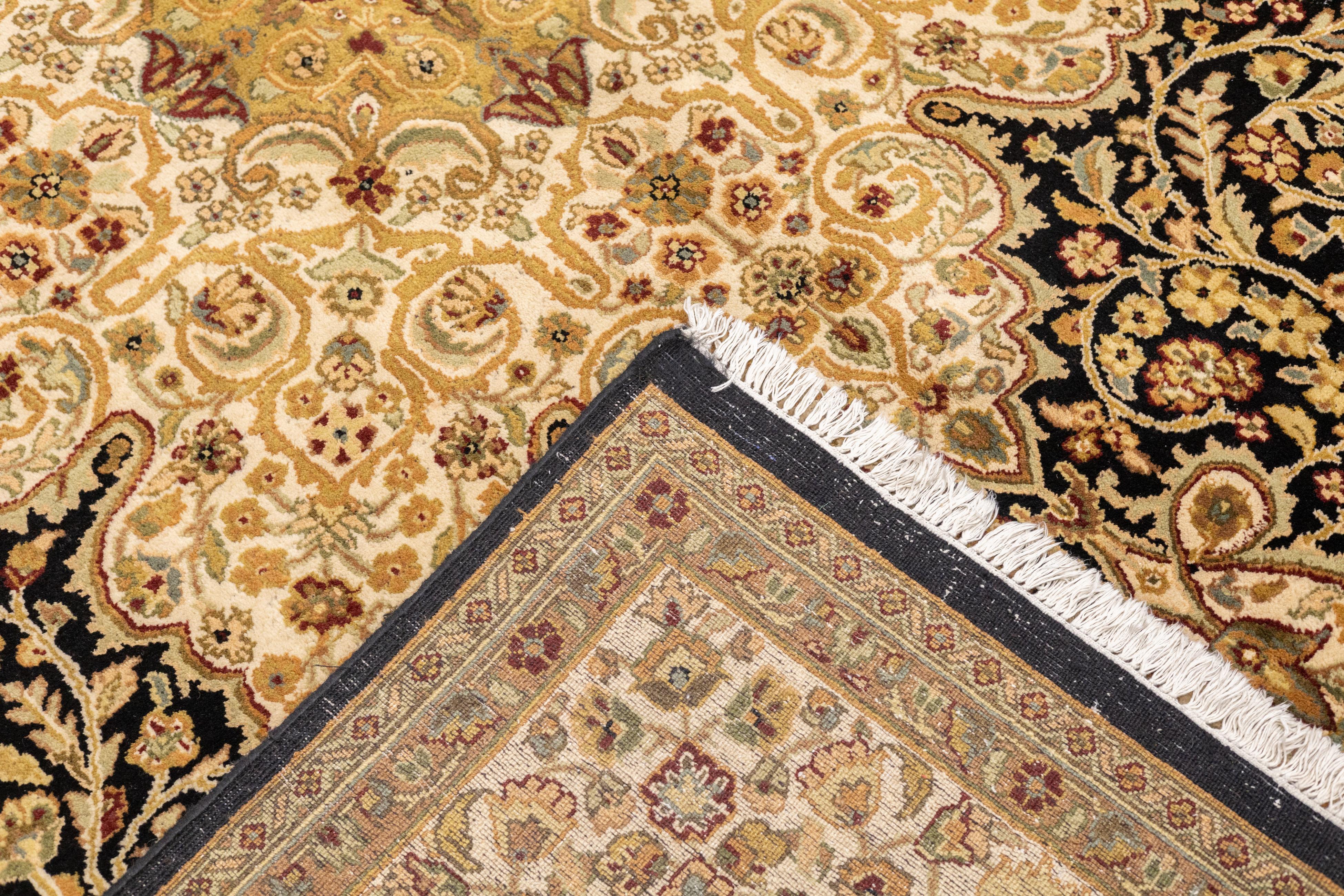 Tapis Vintage Indo Tabriz 8'9'' x 11'8'' (en anglais) en vente 5