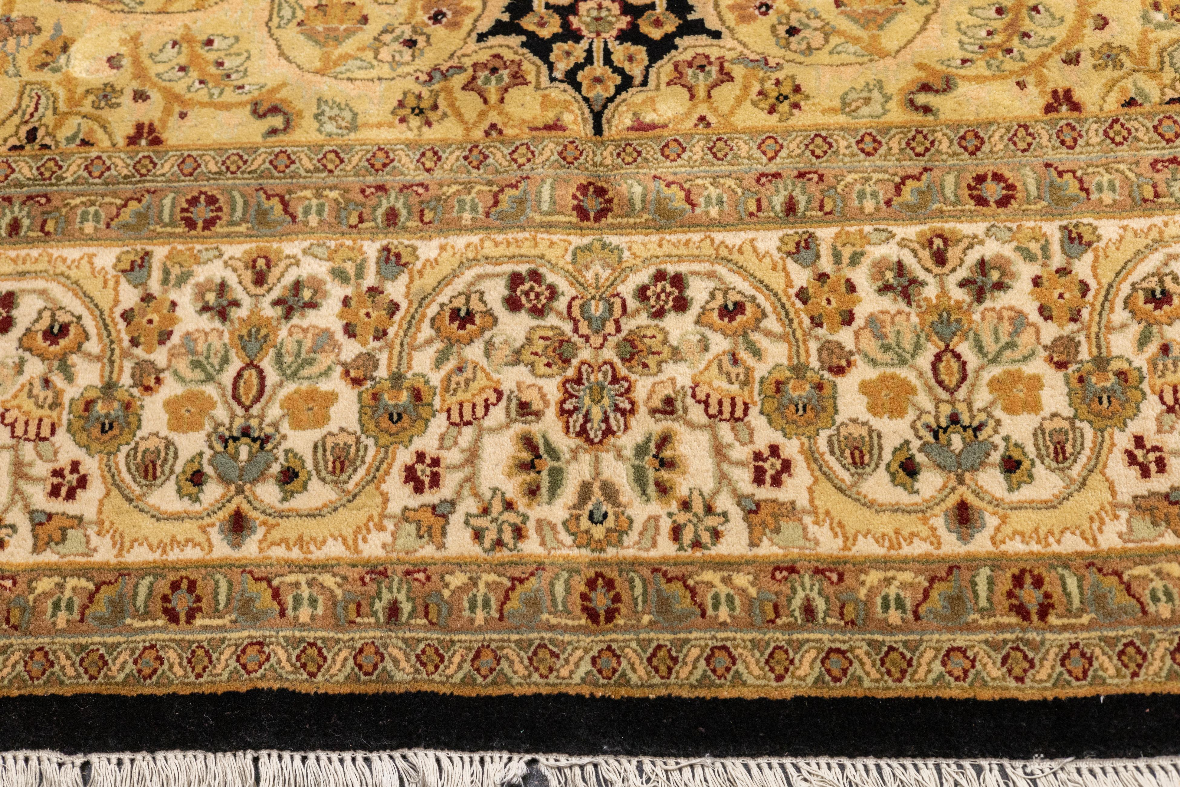 Perse Tapis Vintage Indo Tabriz 8'9'' x 11'8'' (en anglais) en vente