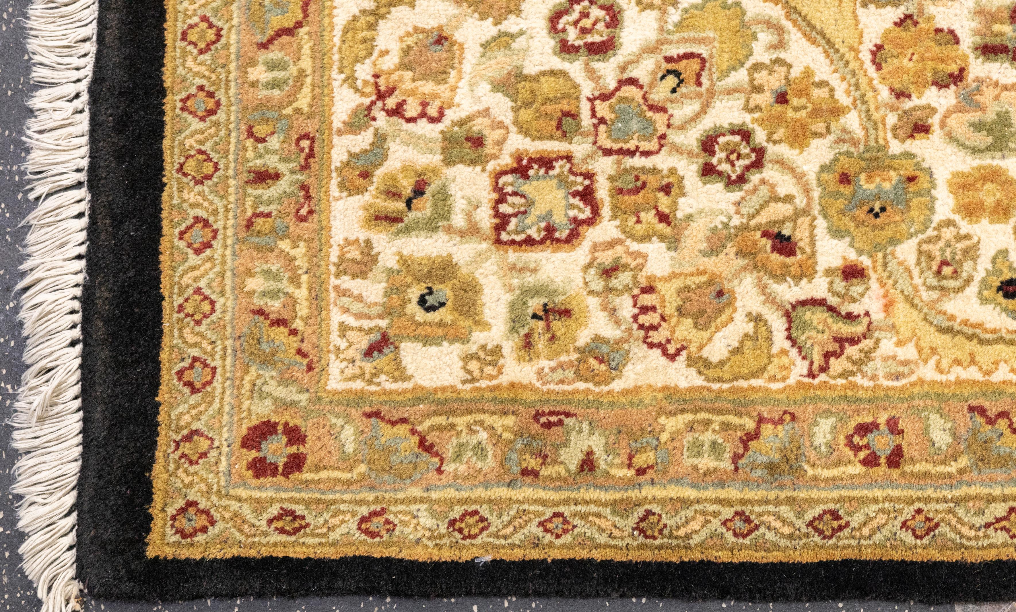 20ième siècle Tapis Vintage Indo Tabriz 8'9'' x 11'8'' (en anglais) en vente