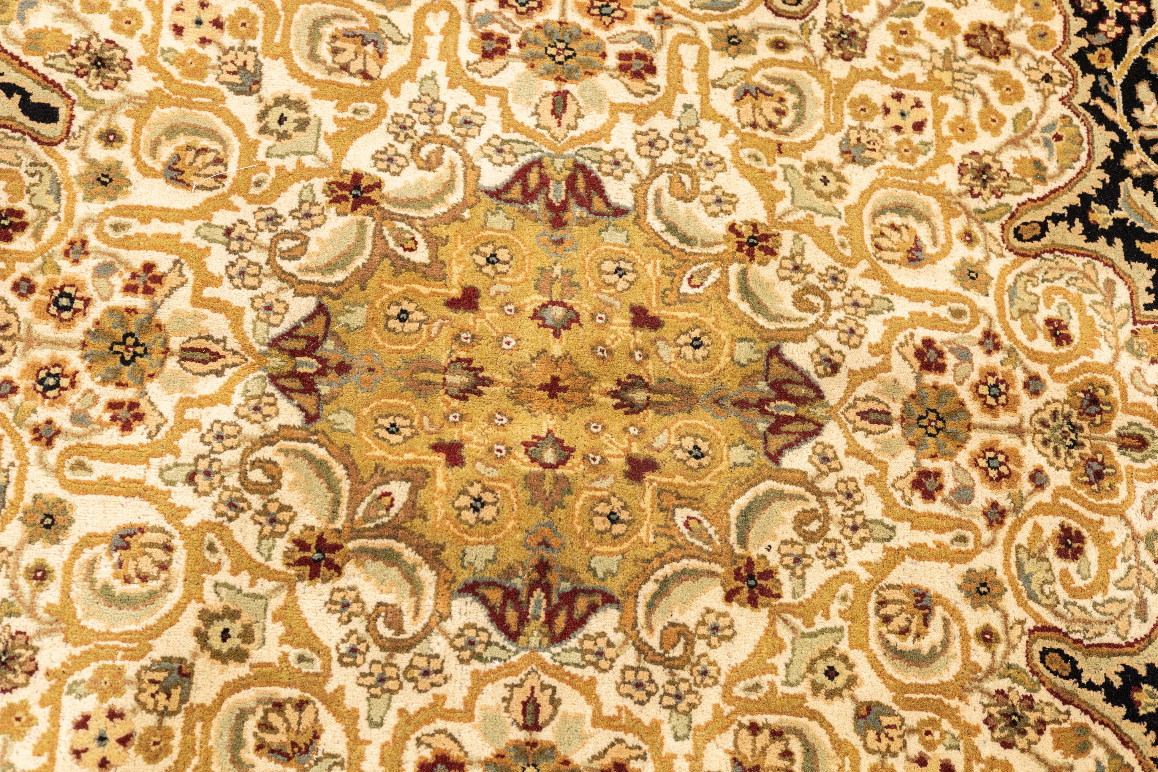 Tapis Vintage Indo Tabriz 8'9'' x 11'8'' (en anglais) en vente 2