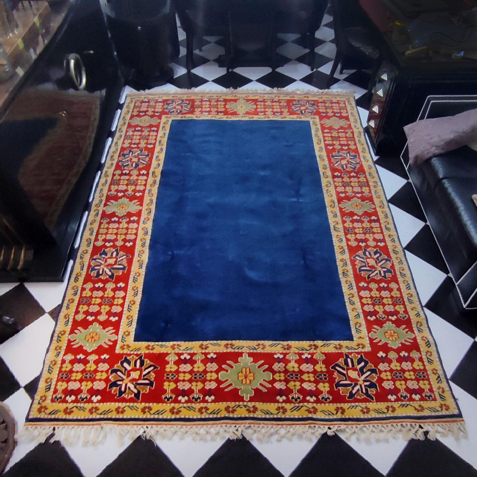 Hand-Knotted Fine Vintage Large Oriental Turkish Rug, Hand Knotted 206x296 cm. 6.75x9.76 feet For Sale