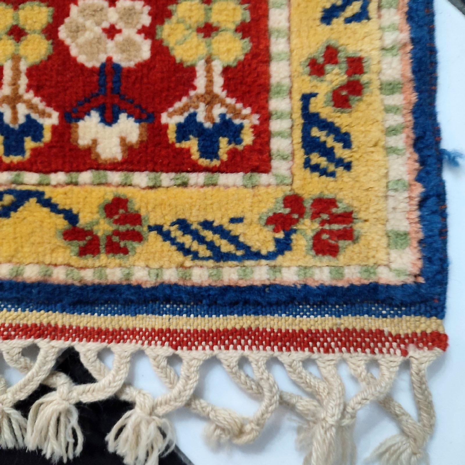 Fine Vintage Large Oriental Turkish Rug, Hand Knotted 6.75x9.76 feet For Sale 6
