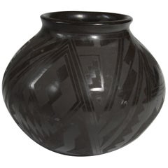 Fine Vintage Mata Ortiz Blackware Vase David Ortiz Interior Design