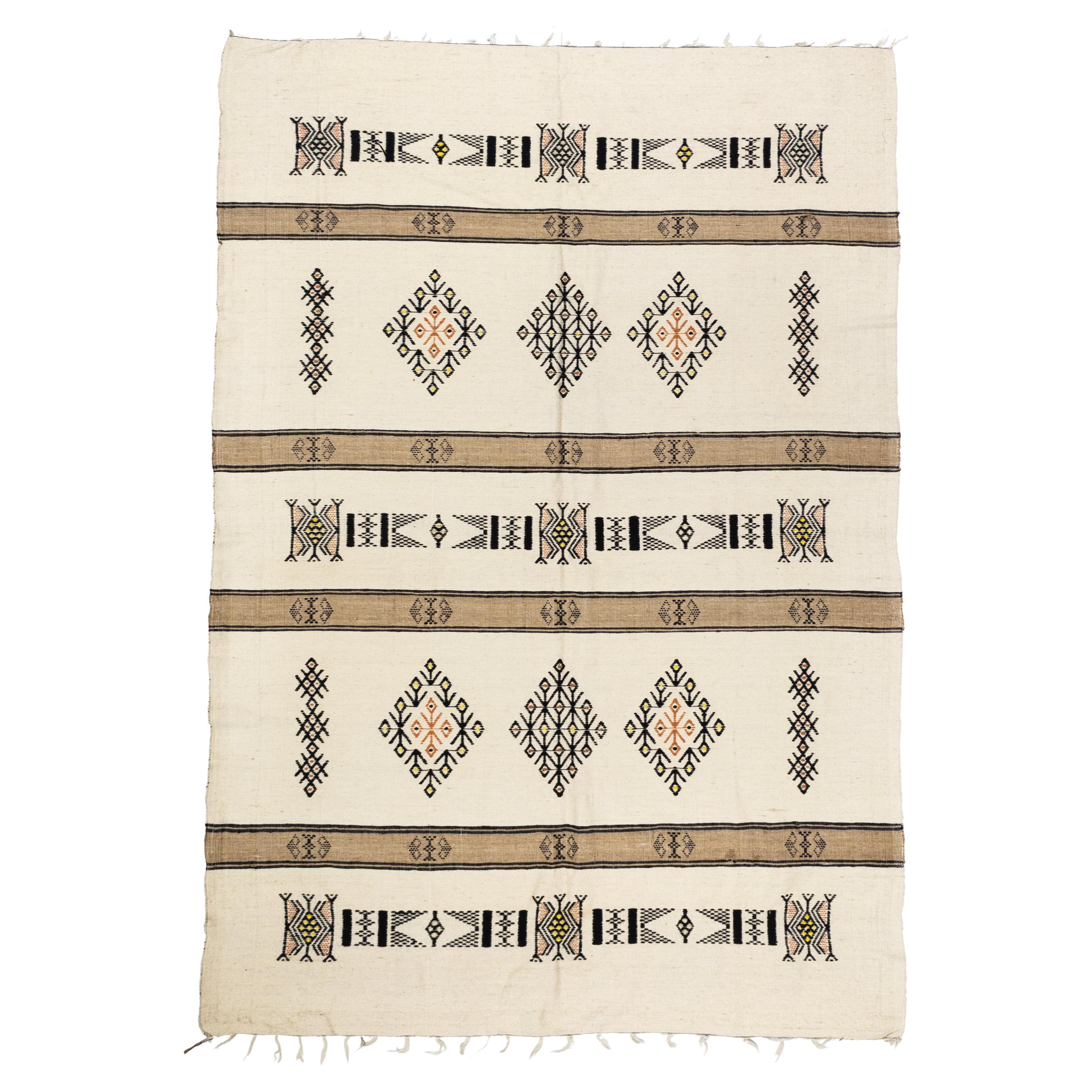 Tapis marocain Vintage 5'10" x 8'5" (en anglais)