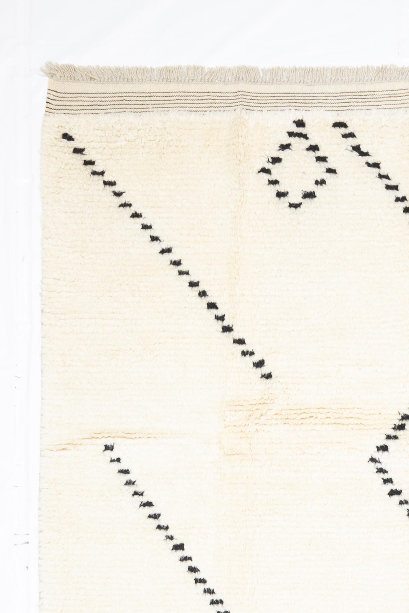 Fine Vintage Moroccan Wool Rug 8'6