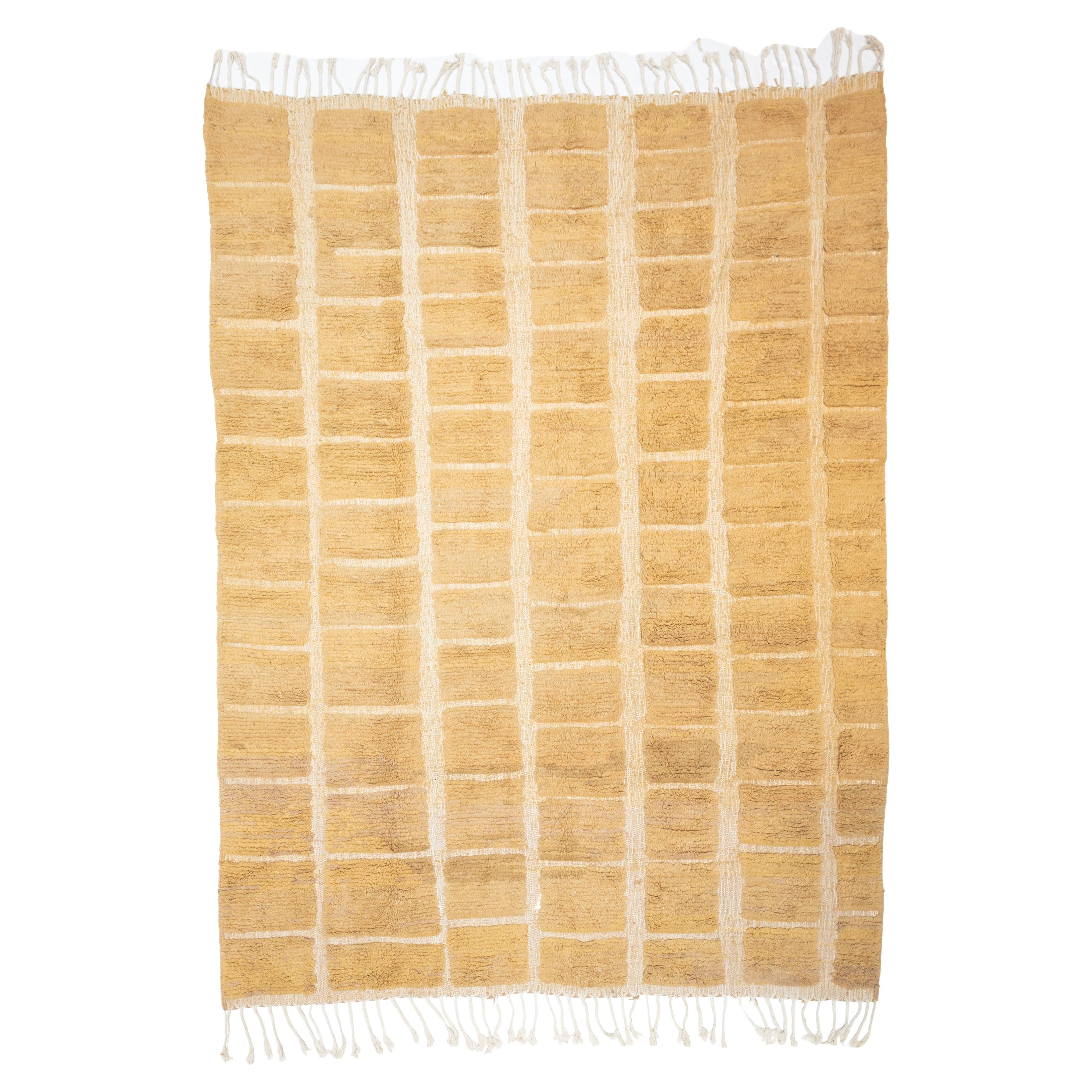 Fine Vintage Moroccan Wool Rug 9'3" x 12’0"