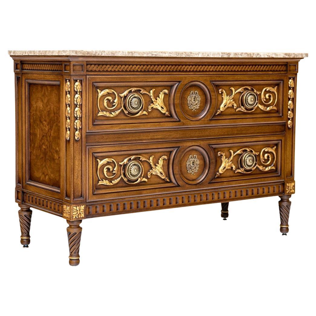 Belle commode néoclassique vintage avec dessus en marbre par Karges en vente