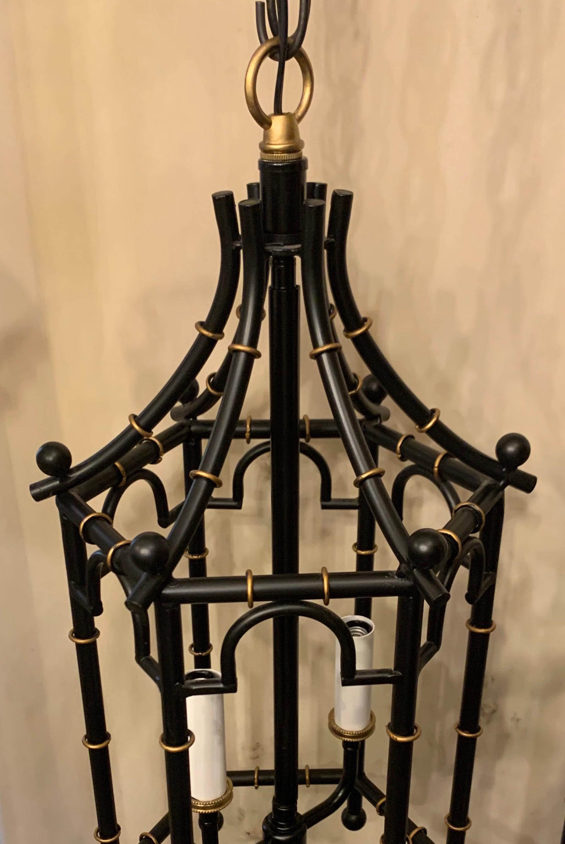Italian Fine Vintage Pair of Black Gold Gilt Pagoda Bamboo Lanterns Chinoiserie Fixtures