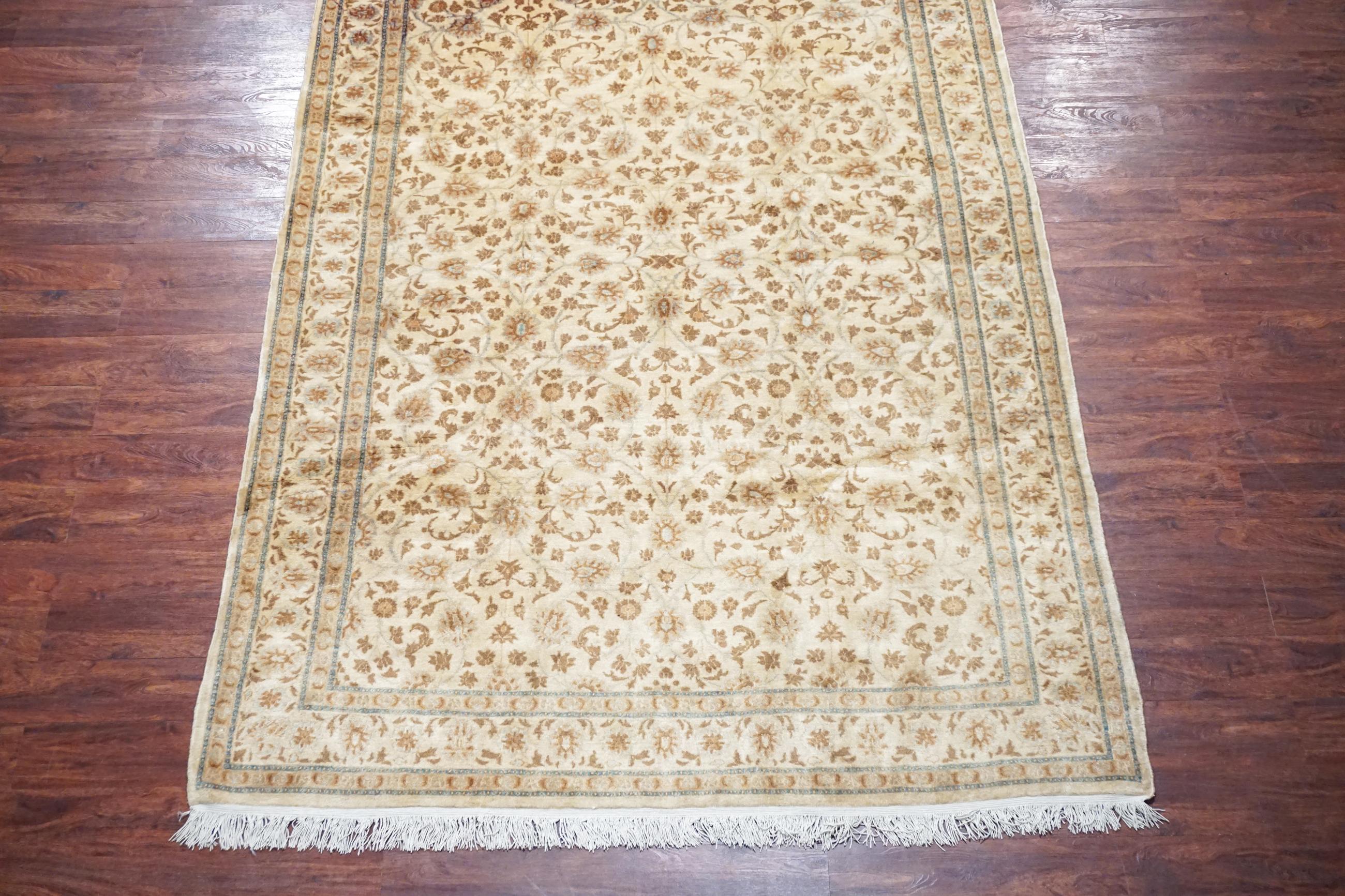 Hand-Knotted Fine Vintage Persian Kashan For Sale
