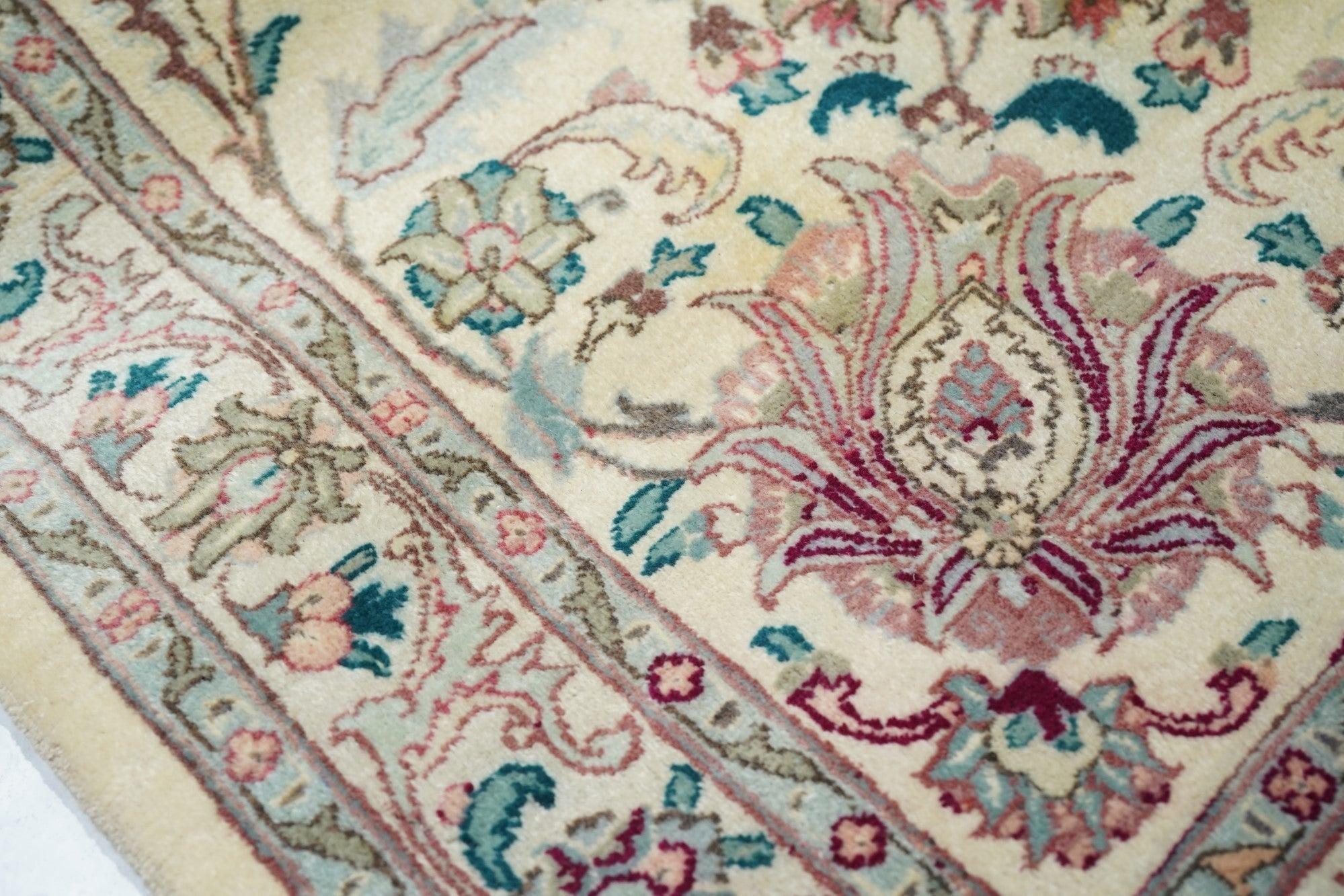 Fine Vintage Persian Kashan Rug 11'6'' x 17'10'' In Good Condition For Sale In New York, NY